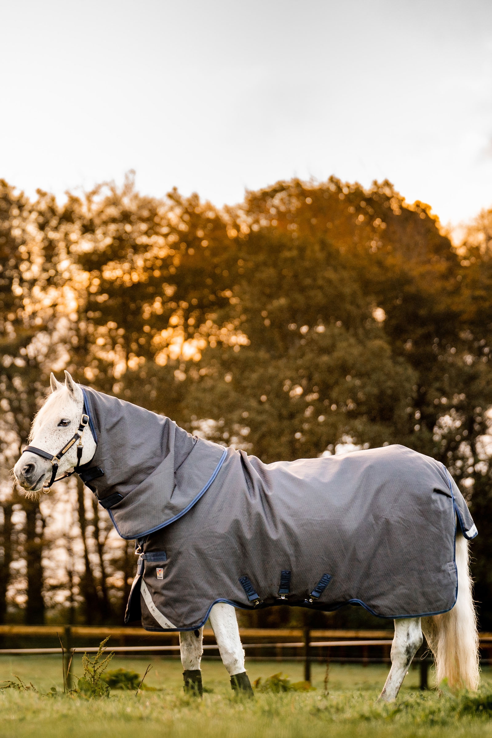 Horseware Rhino Hexstop Plus Vari-Layer Turnout utetäcke 250g