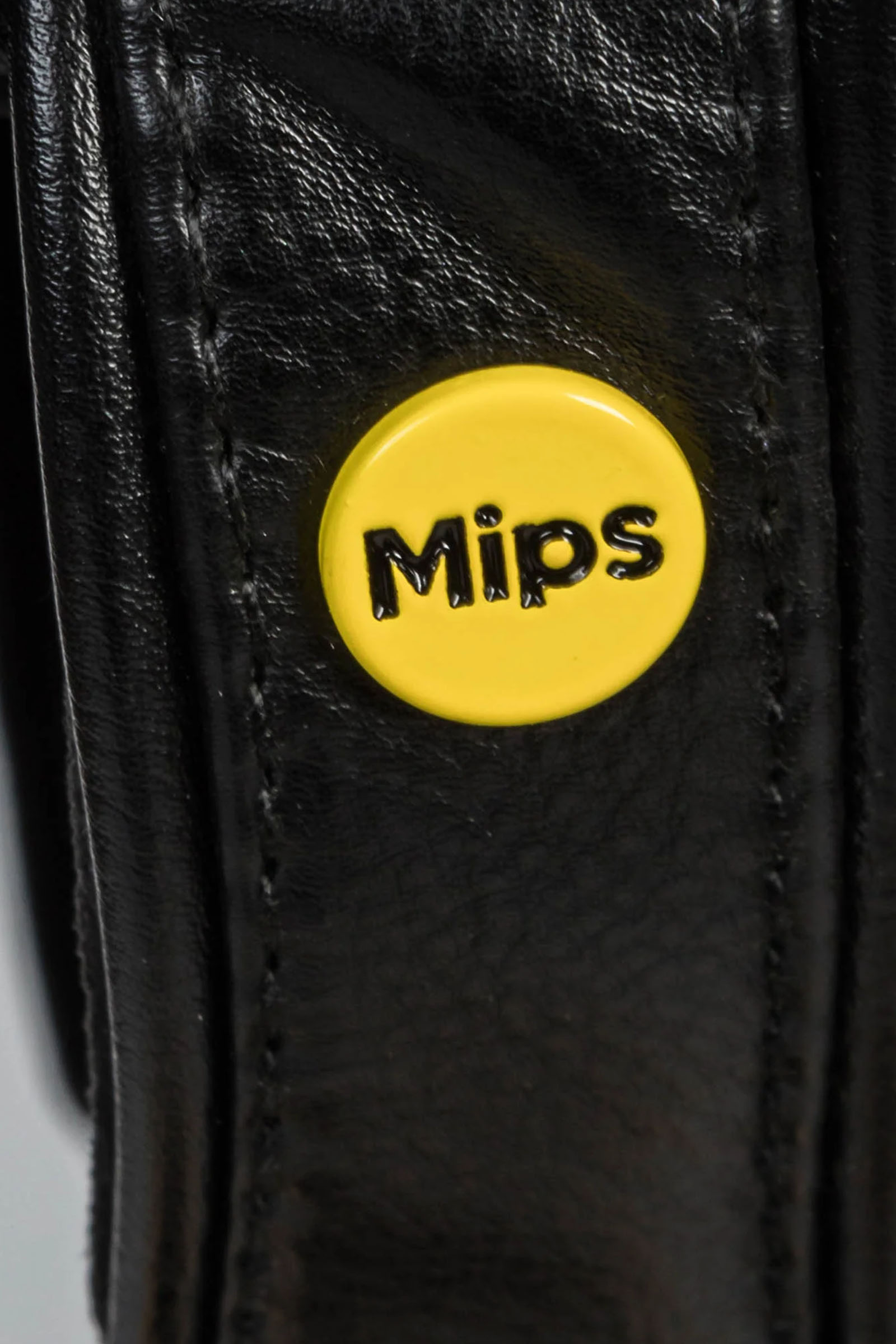 Back on Track Silves ridhjälm med slät ovandel