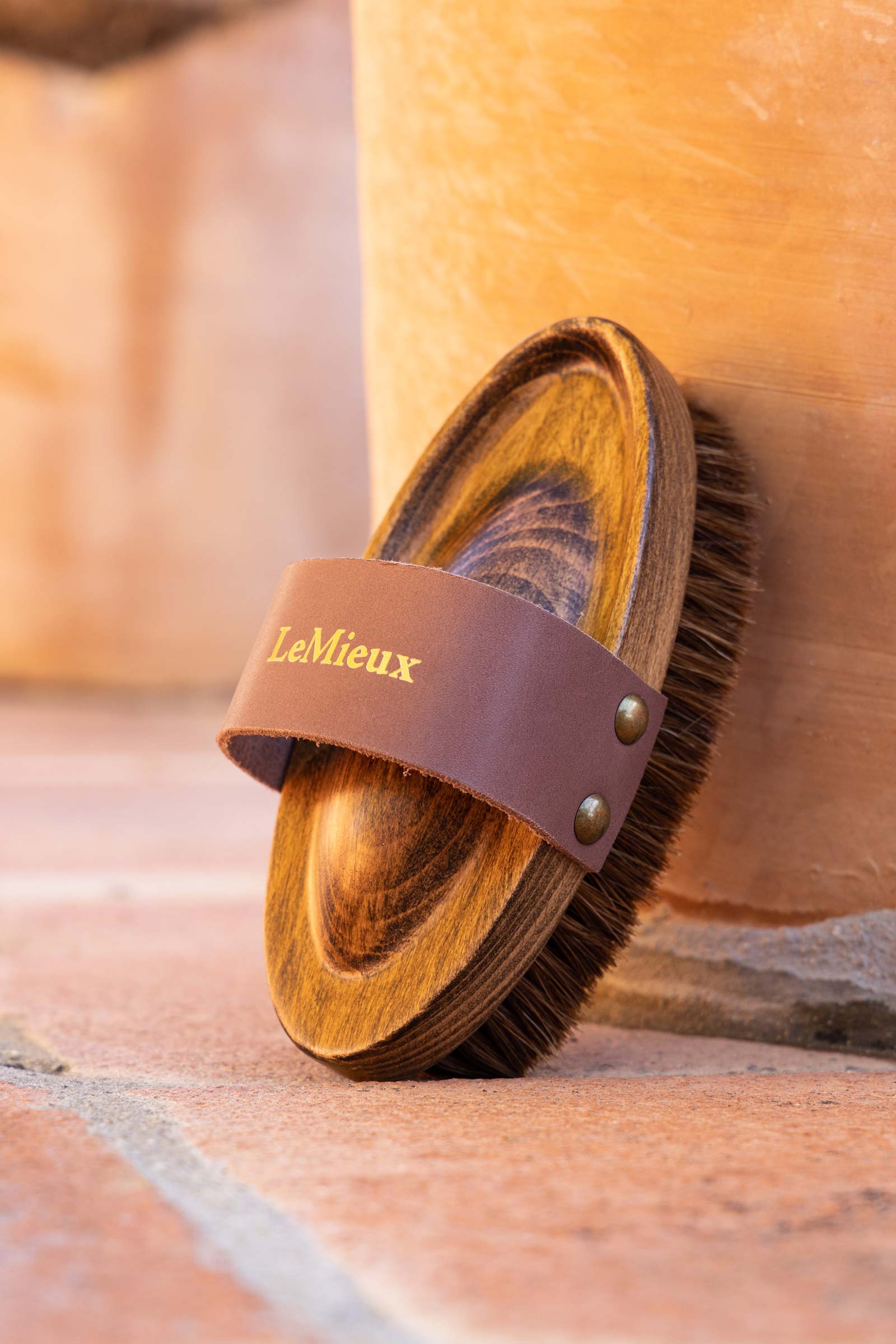 LeMieux Artisan mjuk spr&auml;cklig borste