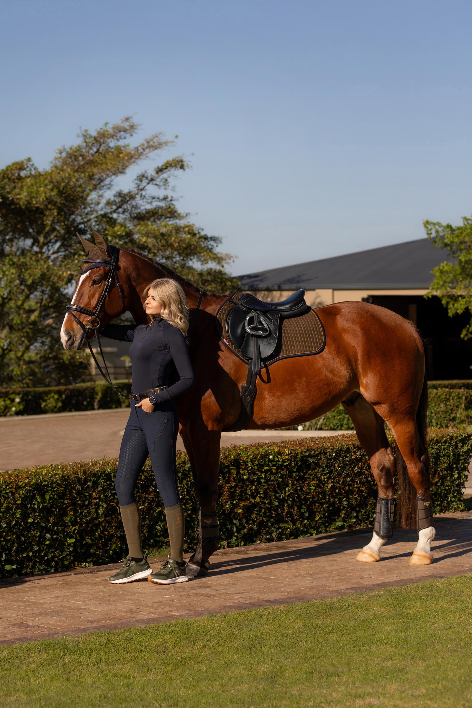 LeMieux Suede Square CC Hoppschabrak