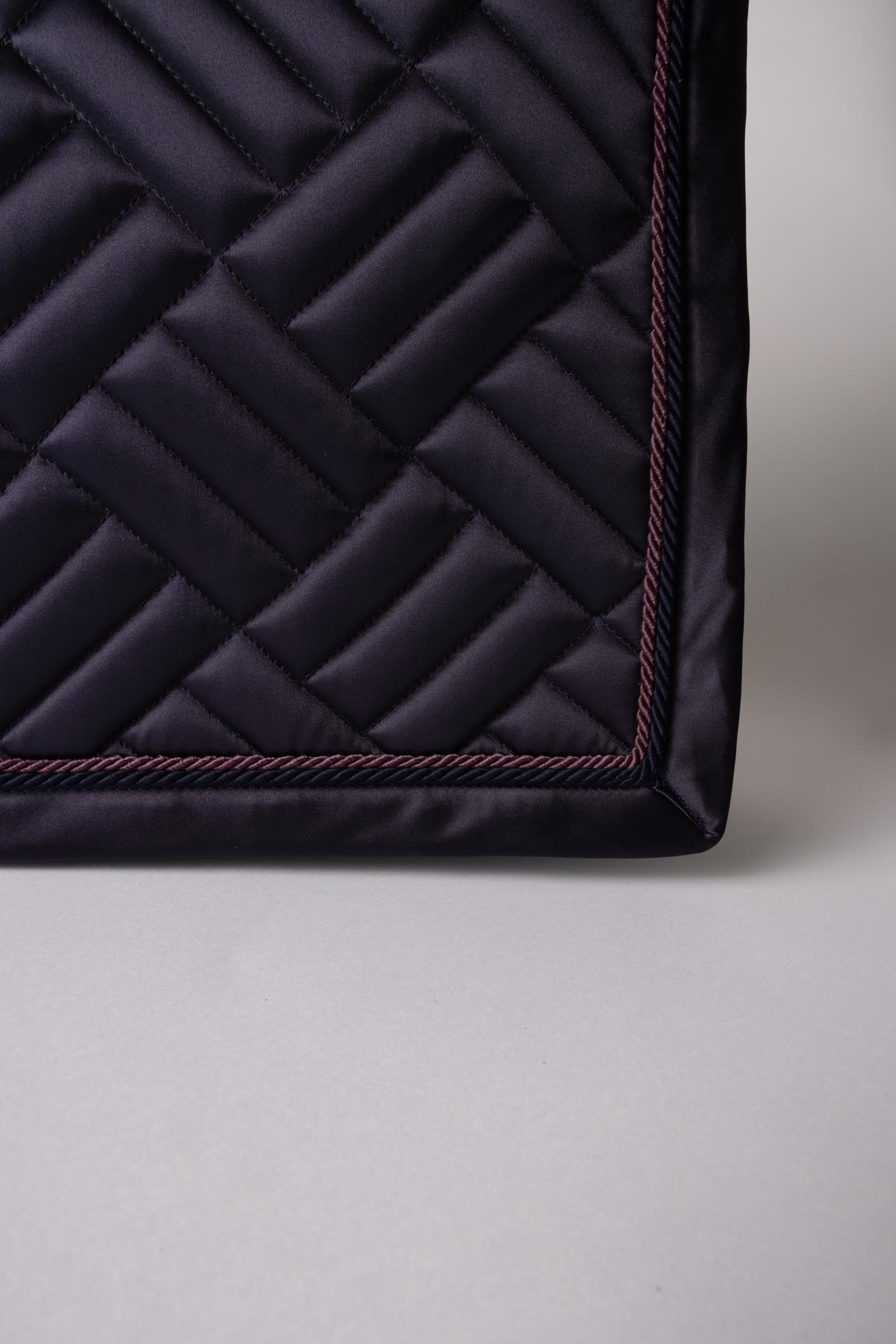 Horze Aachen dressurschabrak