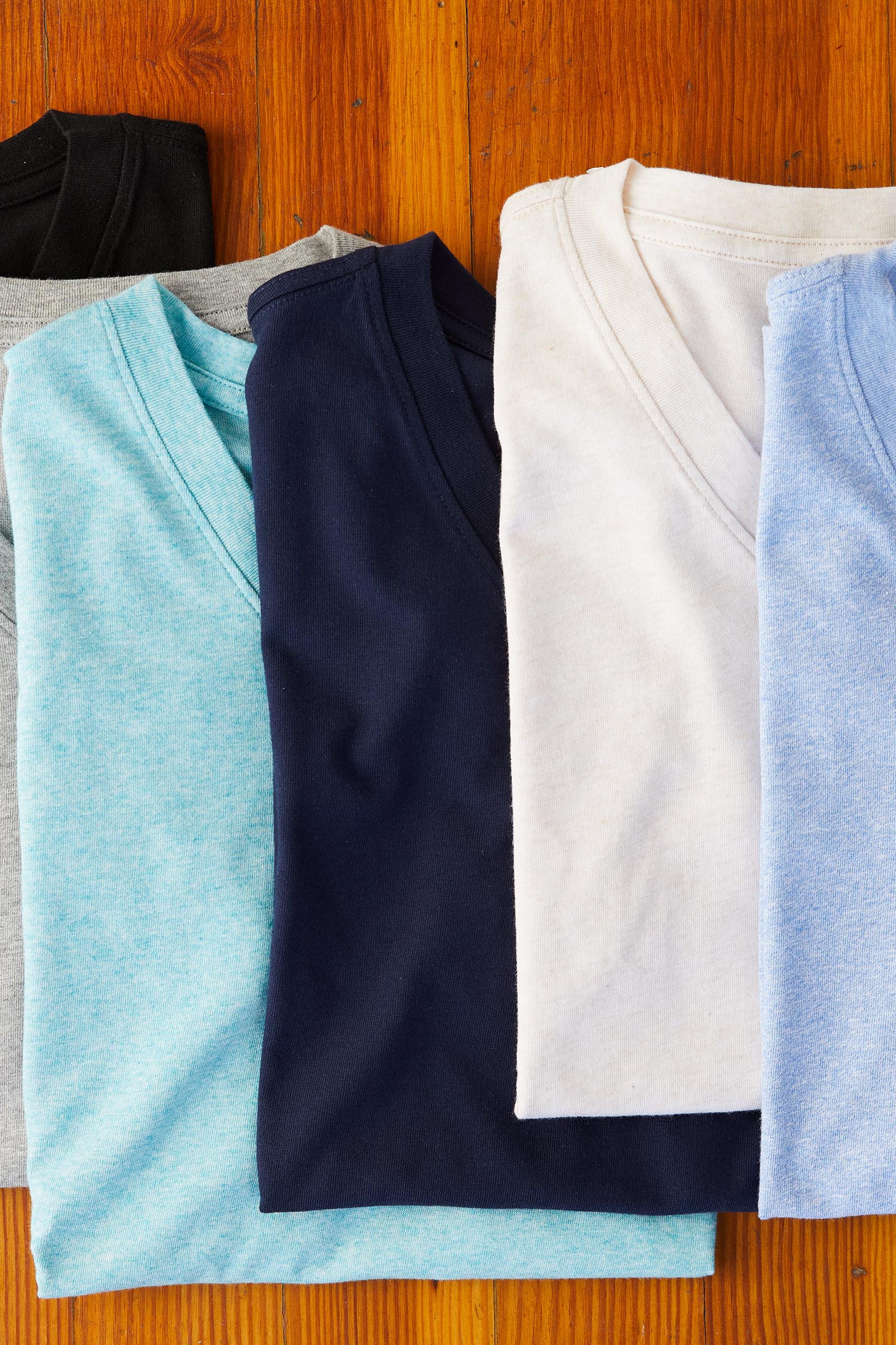 Ariat Camiseta Rebar Cotton Strong cuello en V para mujer  