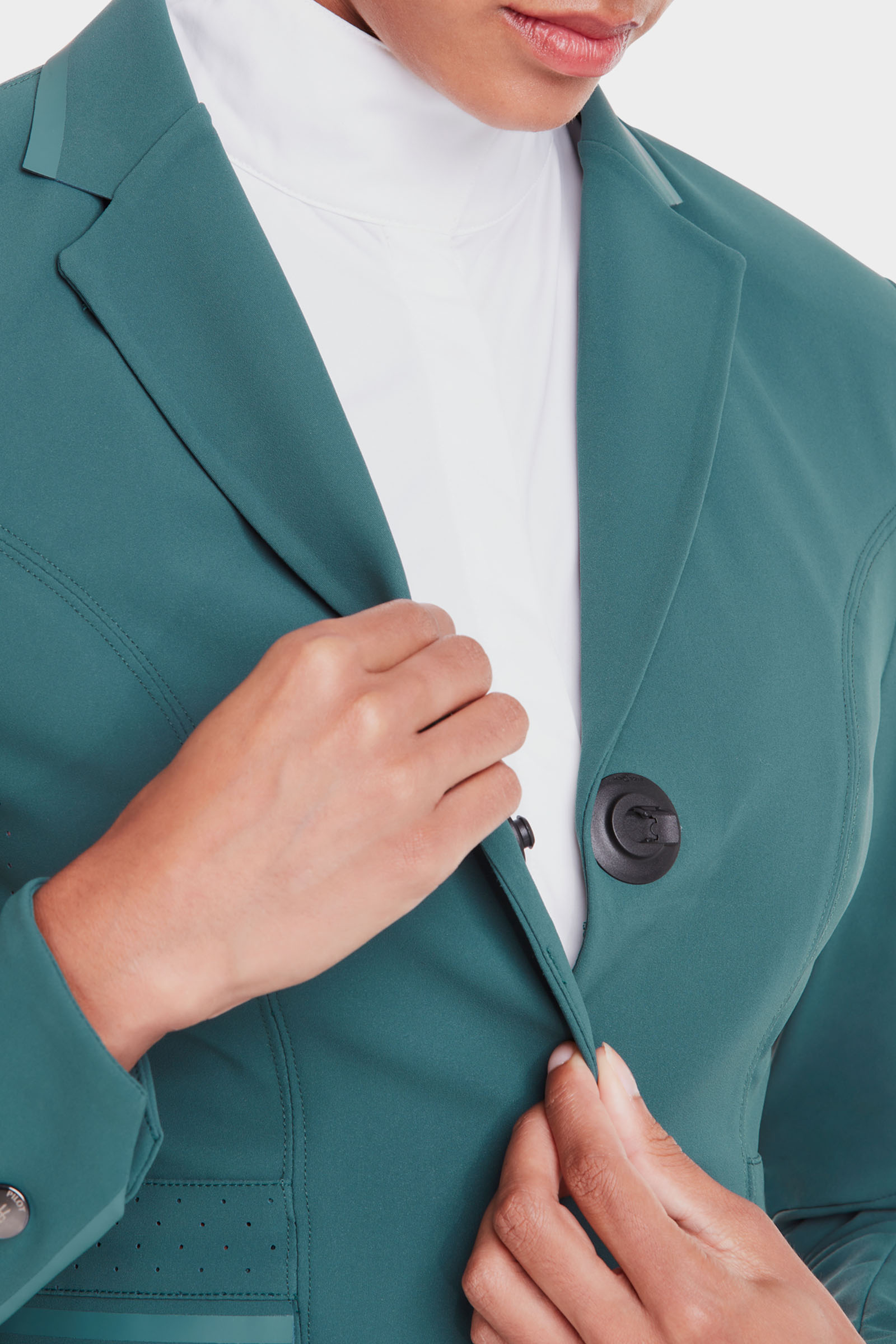 Horse Pilot Aeromade dam t&auml;vlingskavaj