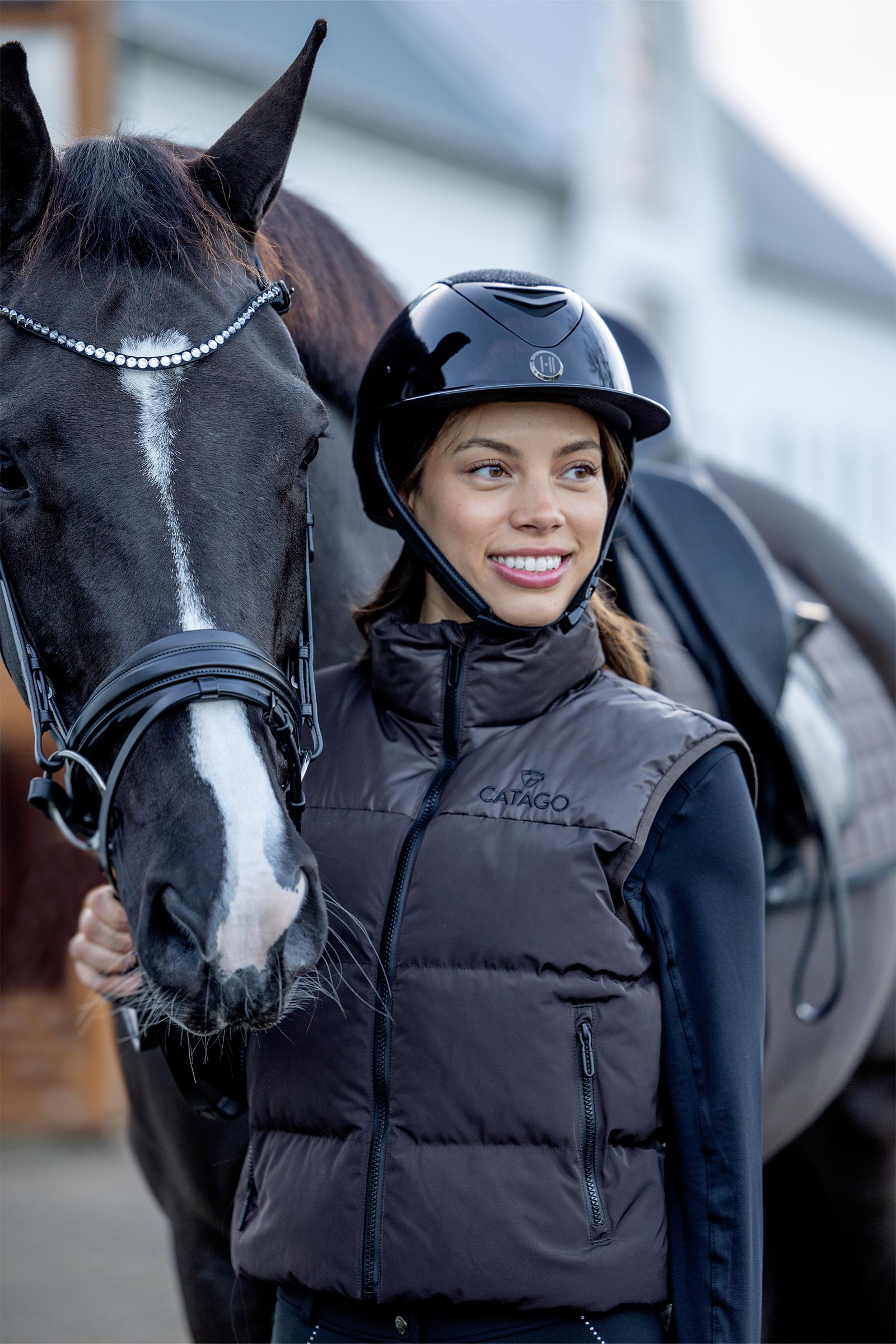 OneK Avance Glossy Glitter ridhj&auml;lm