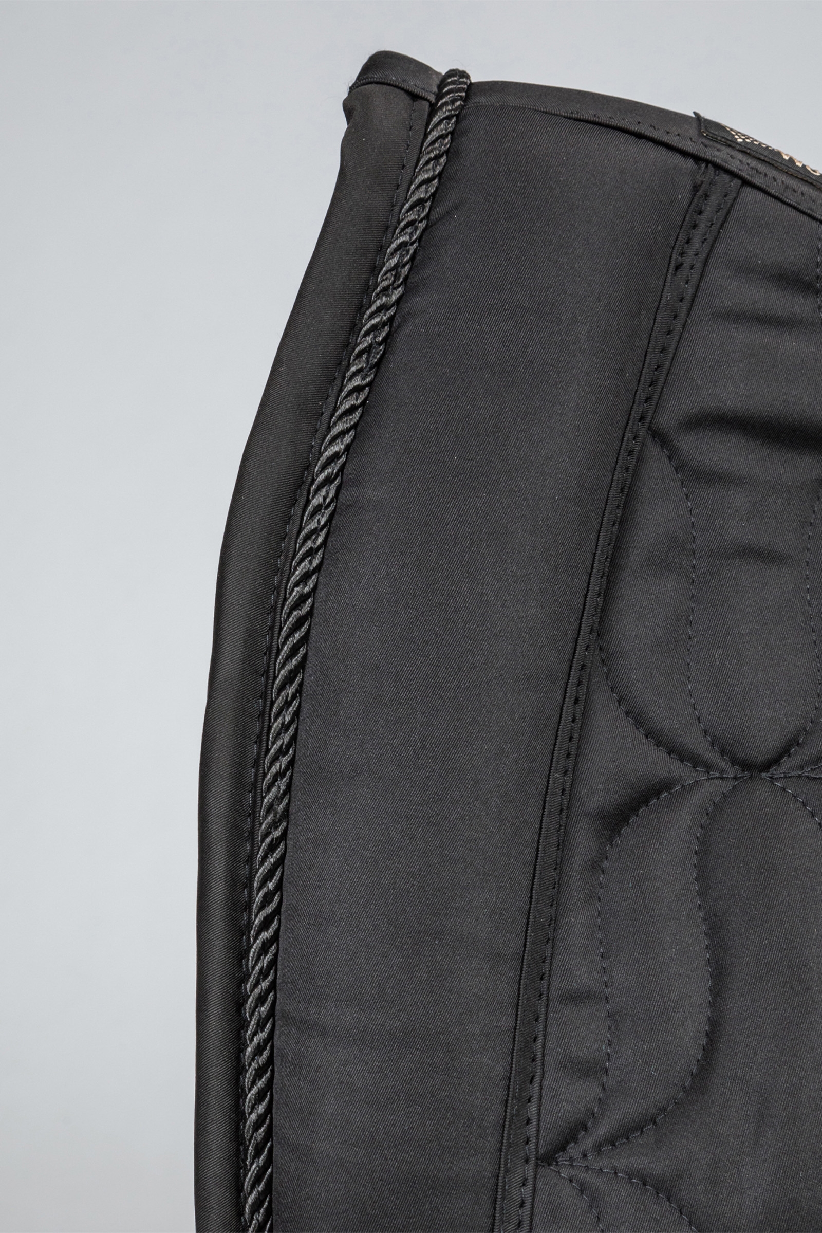 Back on Track Deep Nights Dressyrschabrak