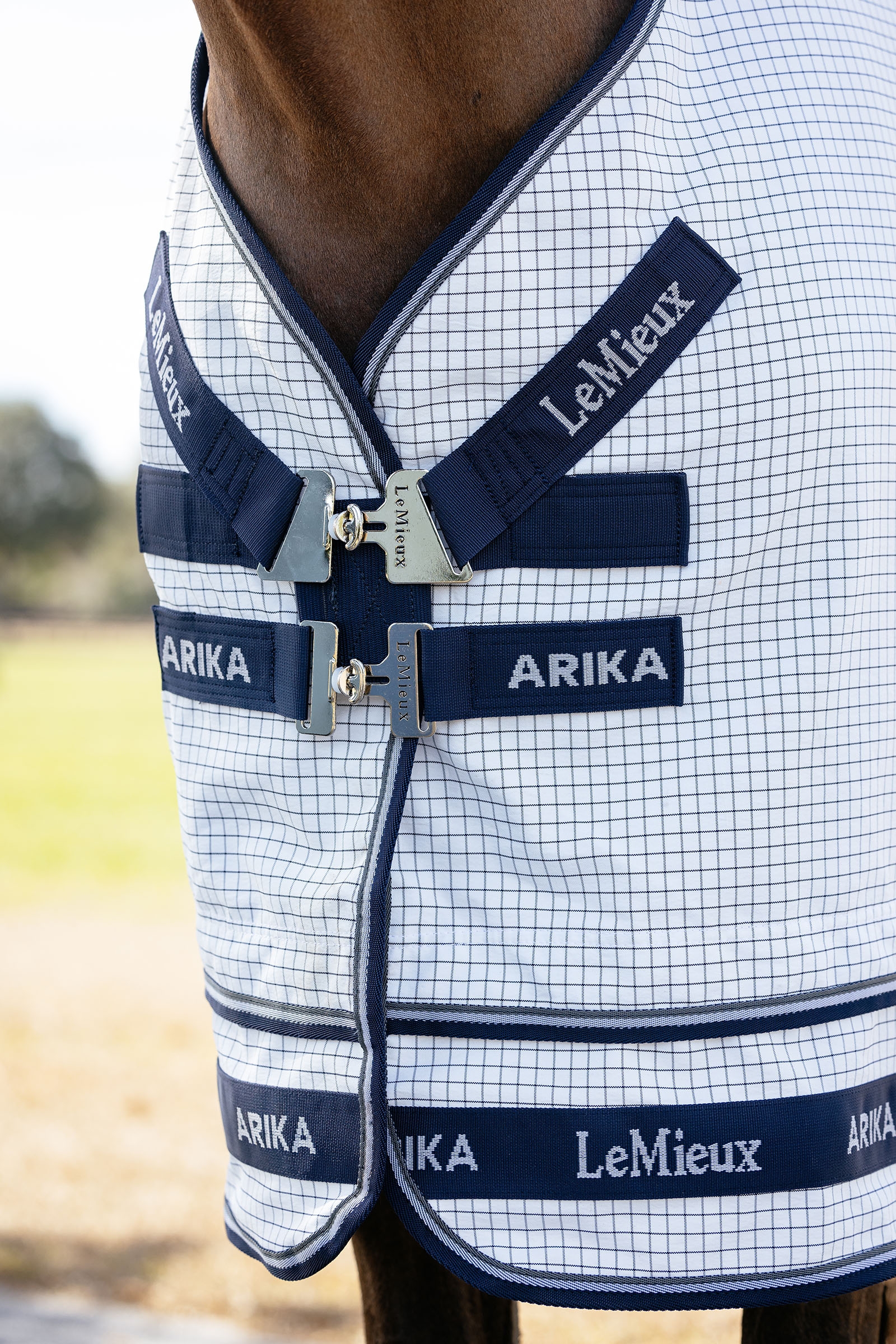 LeMieux Arika 450D utet&auml;cke med avtagbar halsdel, 0g