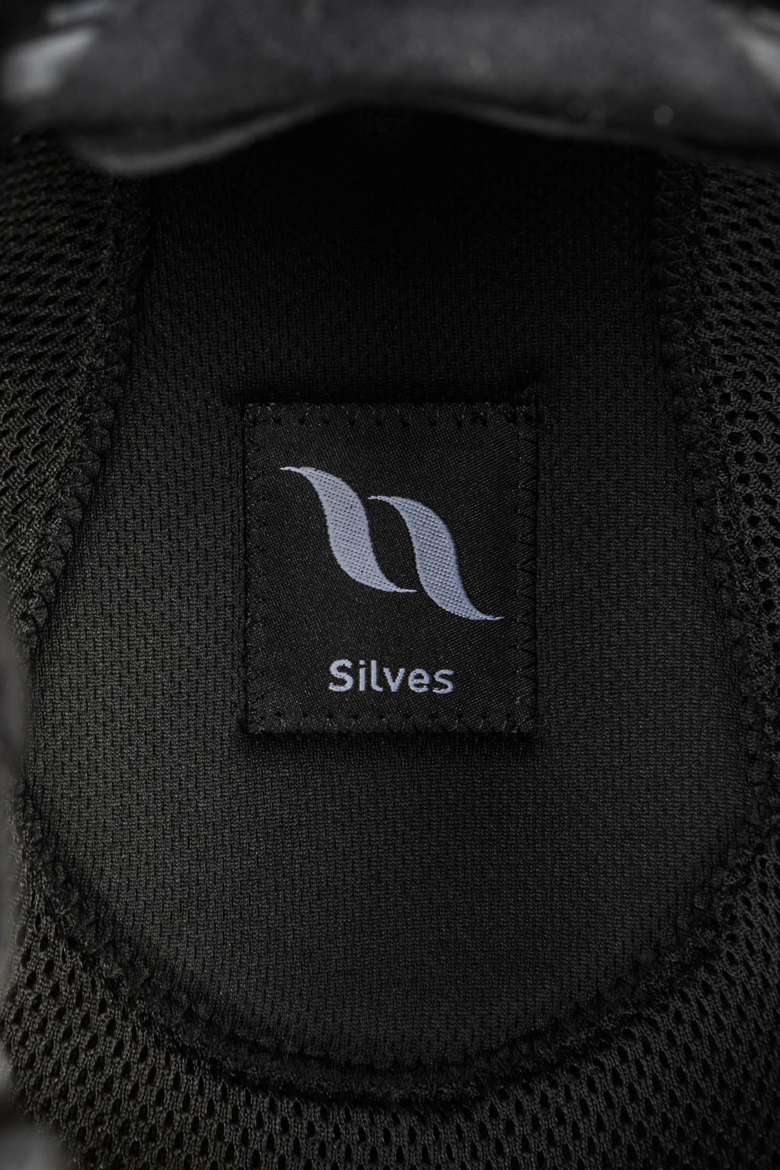 Back on Track Silves ridhj&auml;lm med sl&auml;t ovandel