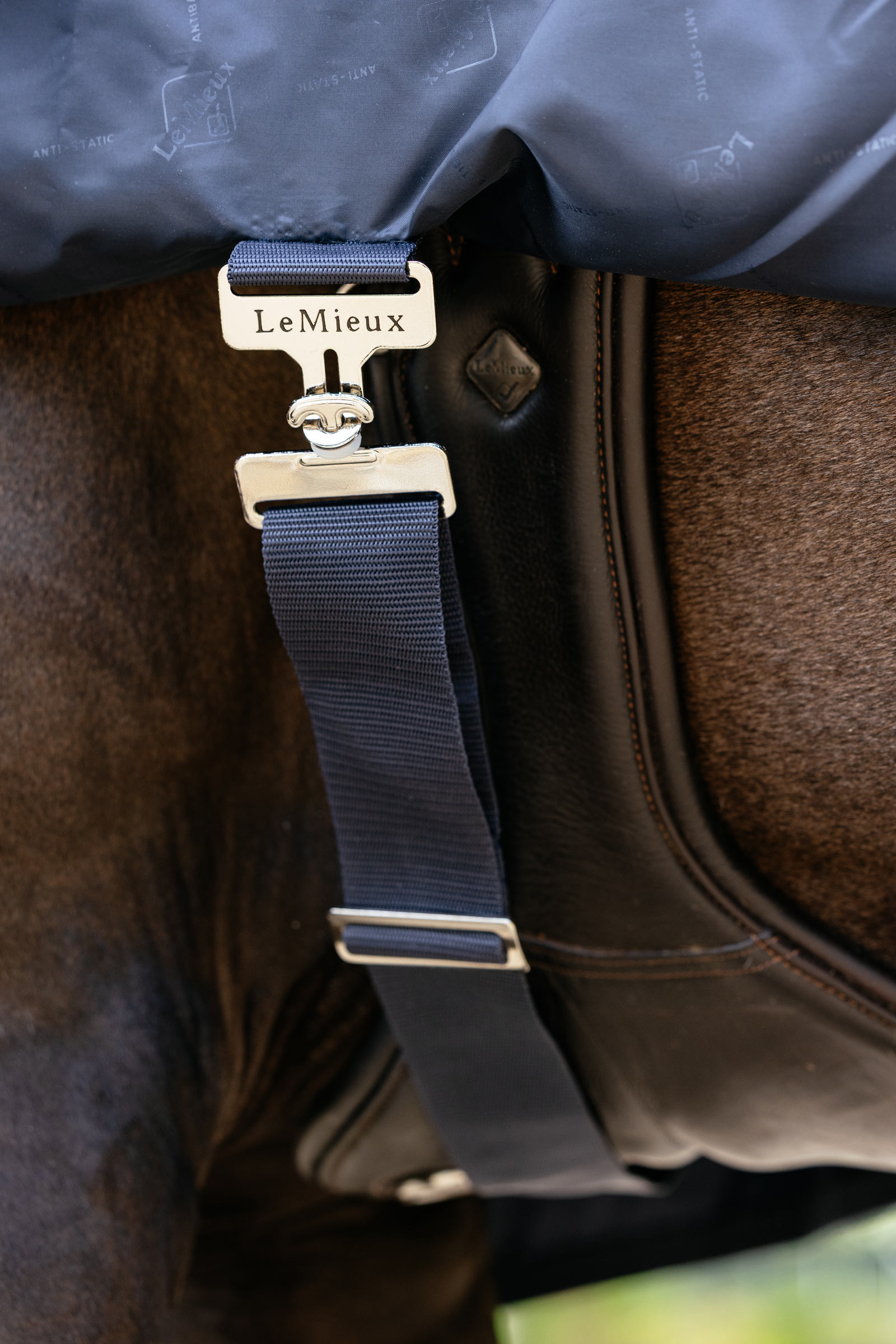 LeMieux regntäcke för ridning med fast halsdel