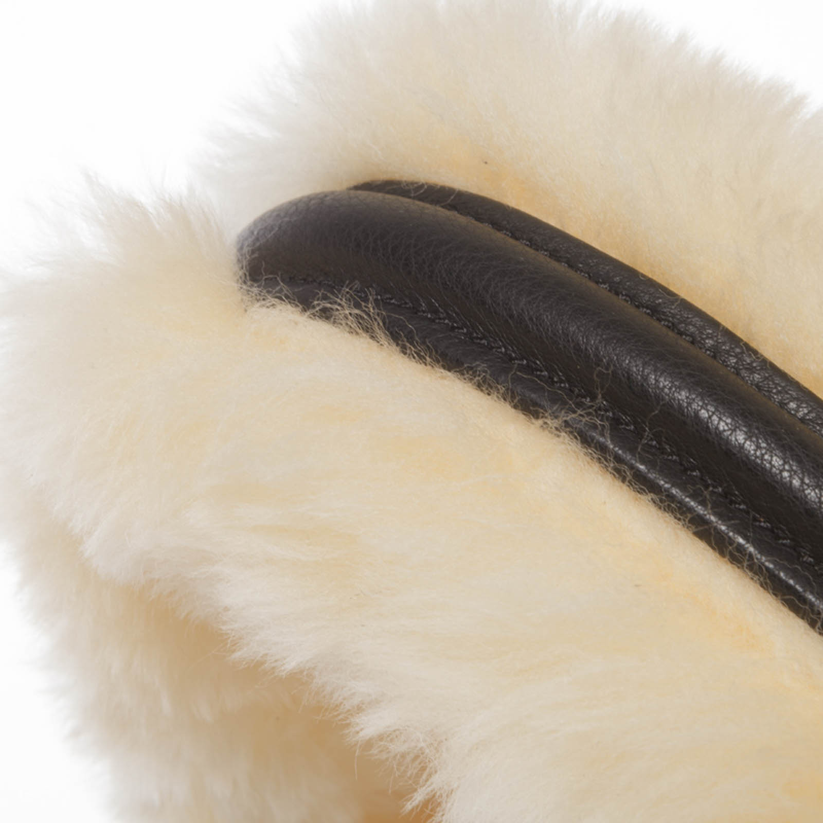 Kavalkade Marvelous L&auml;dergrimma med f&aring;rskinn