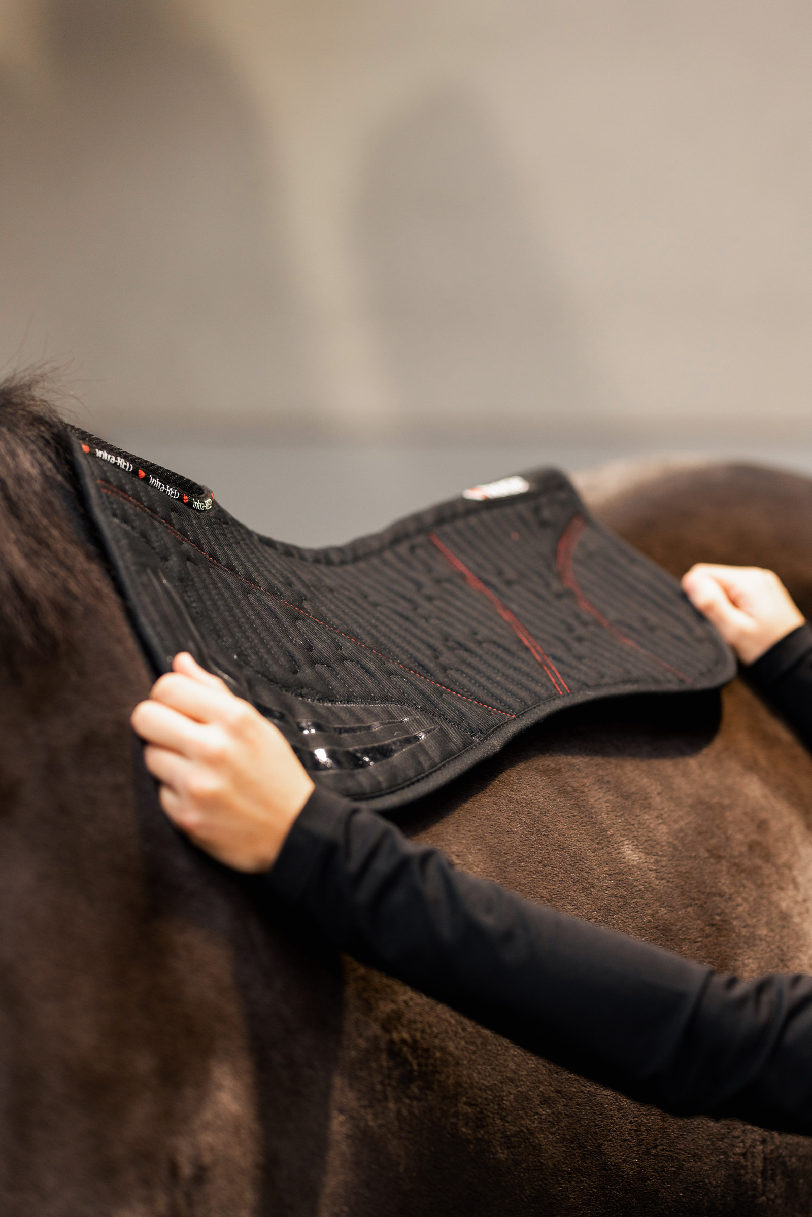 Horze Cairo Infra-Red halvpad