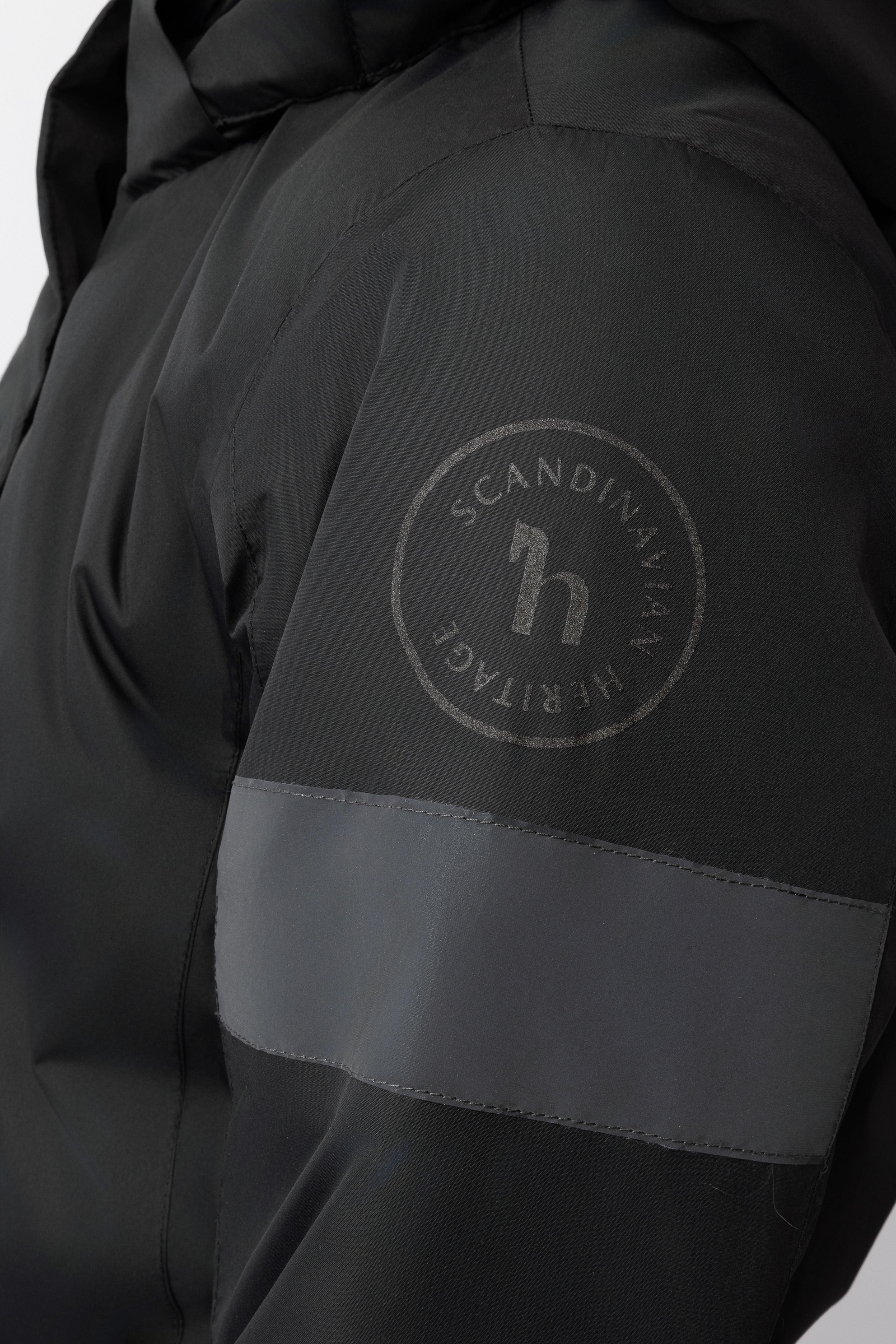 Horze Annica JR Barn vattent&auml;t vadderad overall