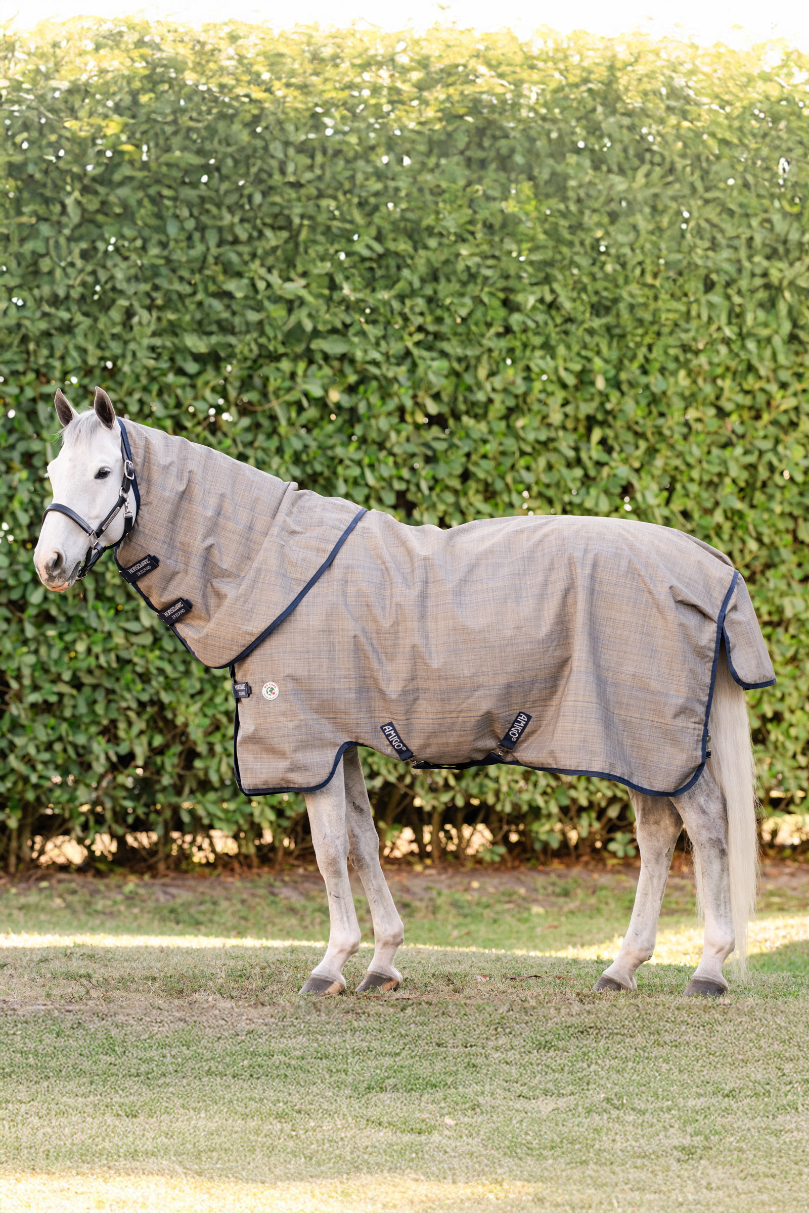 Seasonal Colour Horseware Amigo Hero 900 Revive Plus utetäcke med avtagbar hals, 50 g