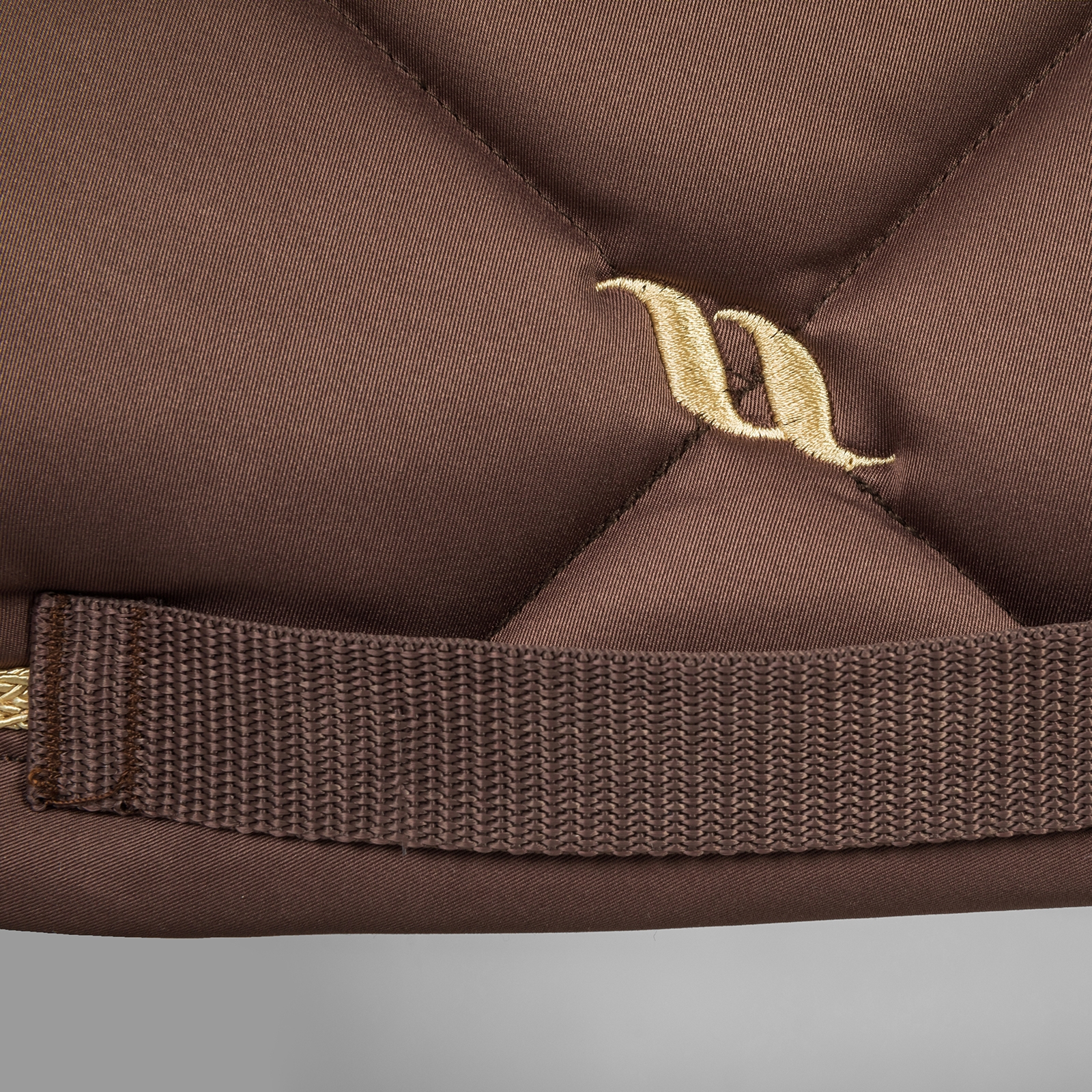 Back on Track Night Collection- Dressyr Schabrak