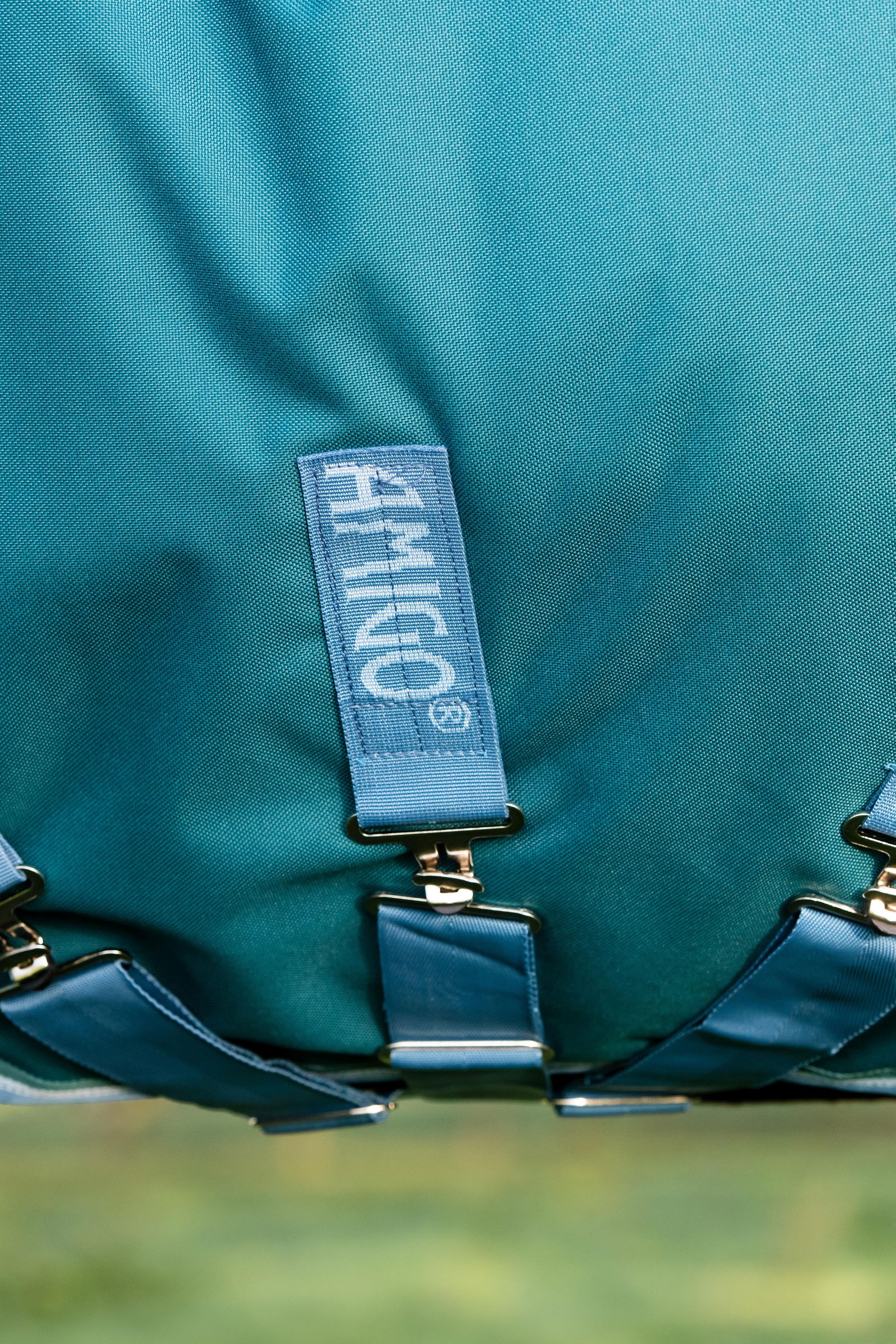 Horseware Amigo Bravo 12 Plus utet&auml;cke med avtagbar hals, 400g