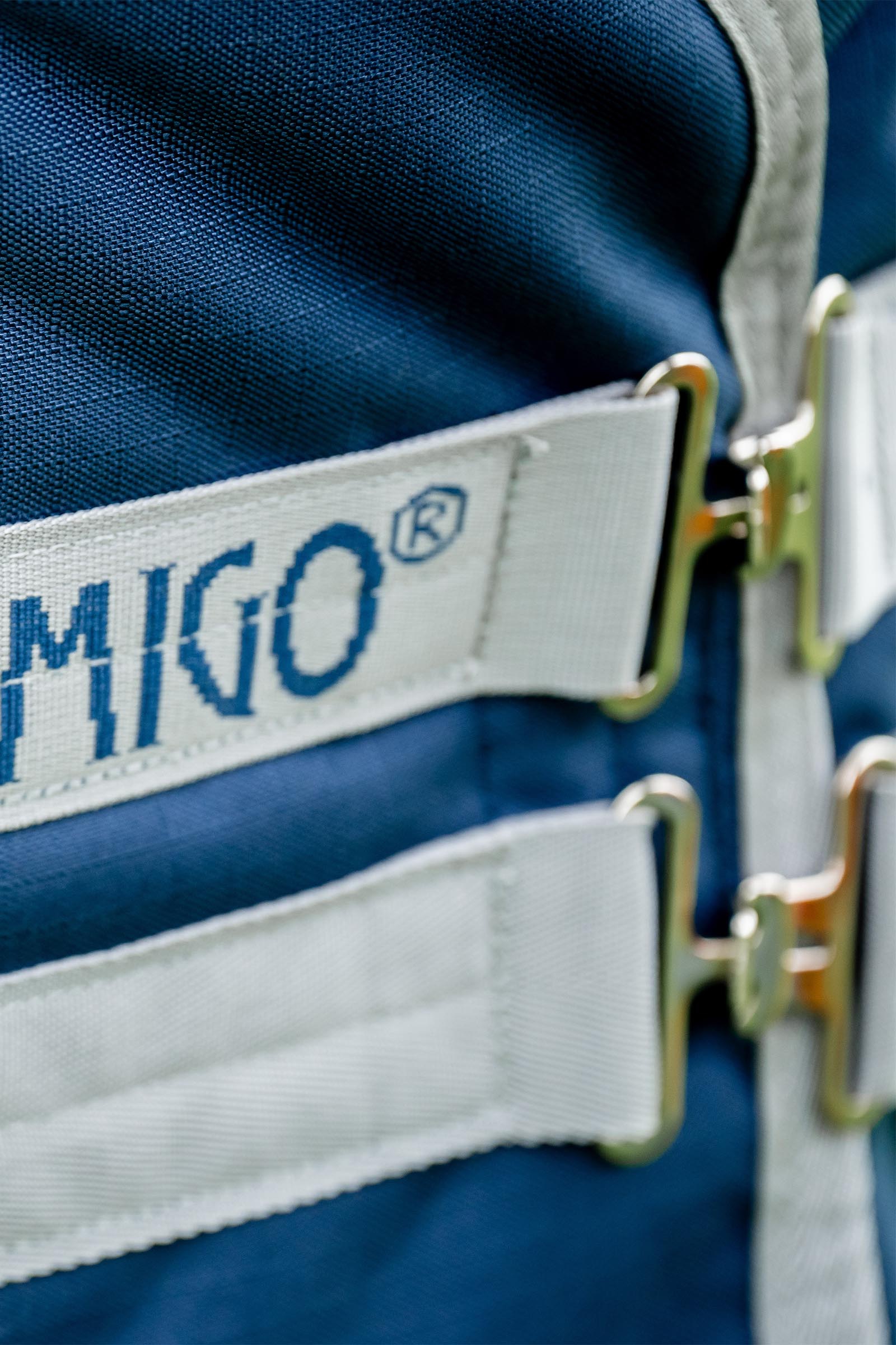 Horseware Amigo Ripstop 900D Plus utetäcke med avtagbar halsdel, 100 g