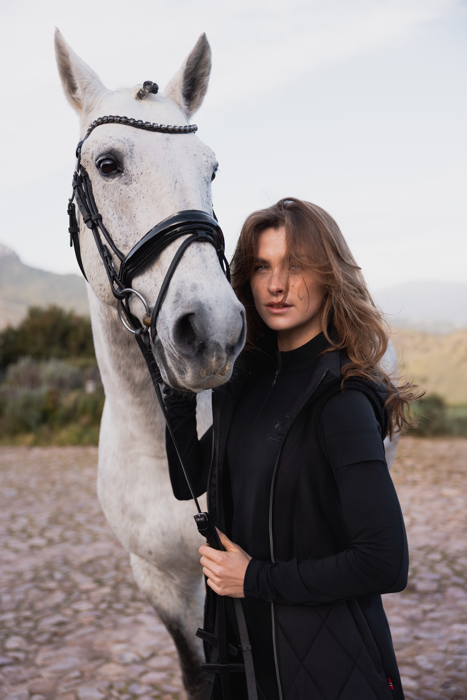 B Vertigo Agnetha l&aring;ng vadderad v&auml;st f&ouml;r dam  