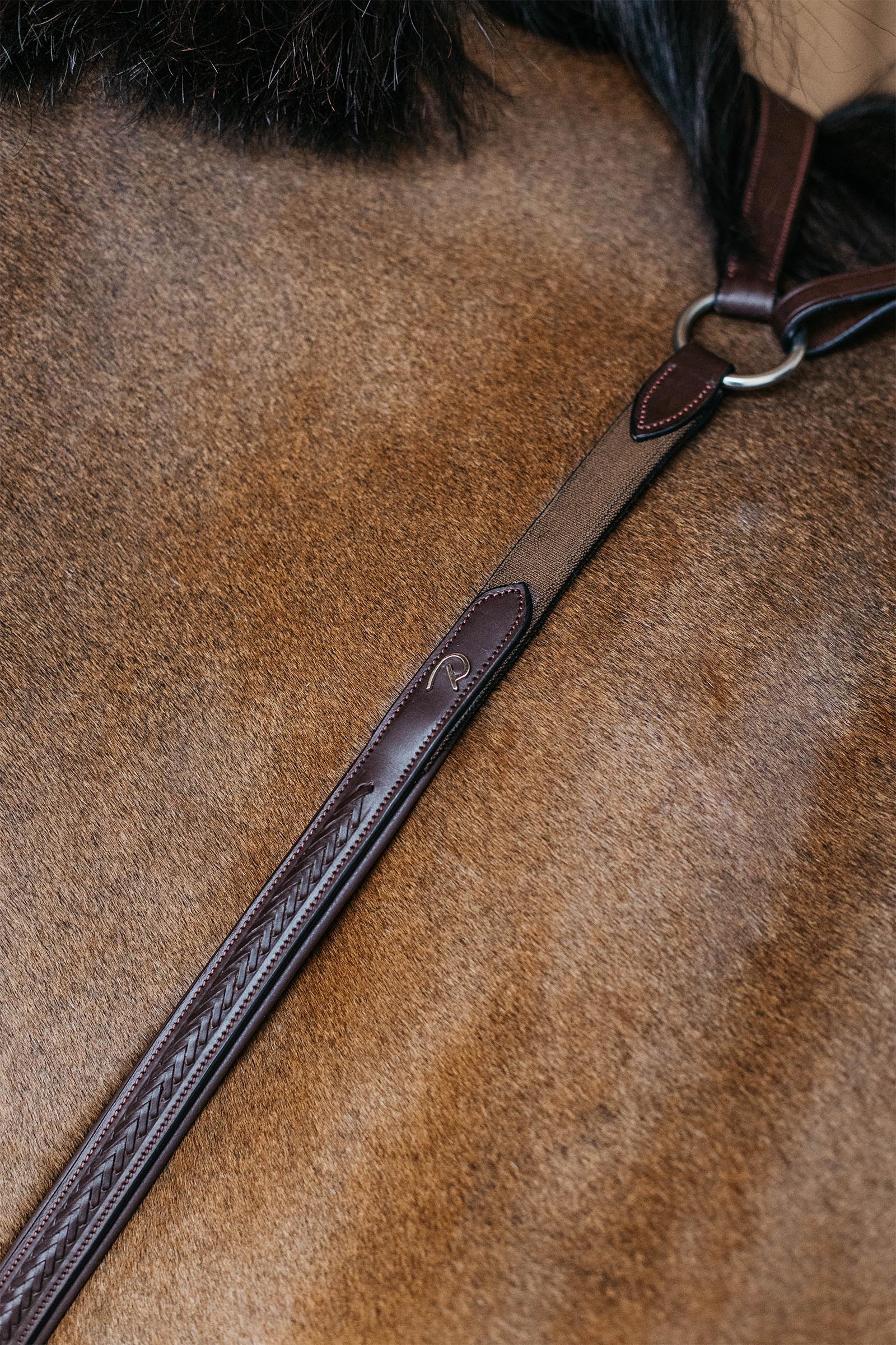 Dy'on New English flätat brösta med bro