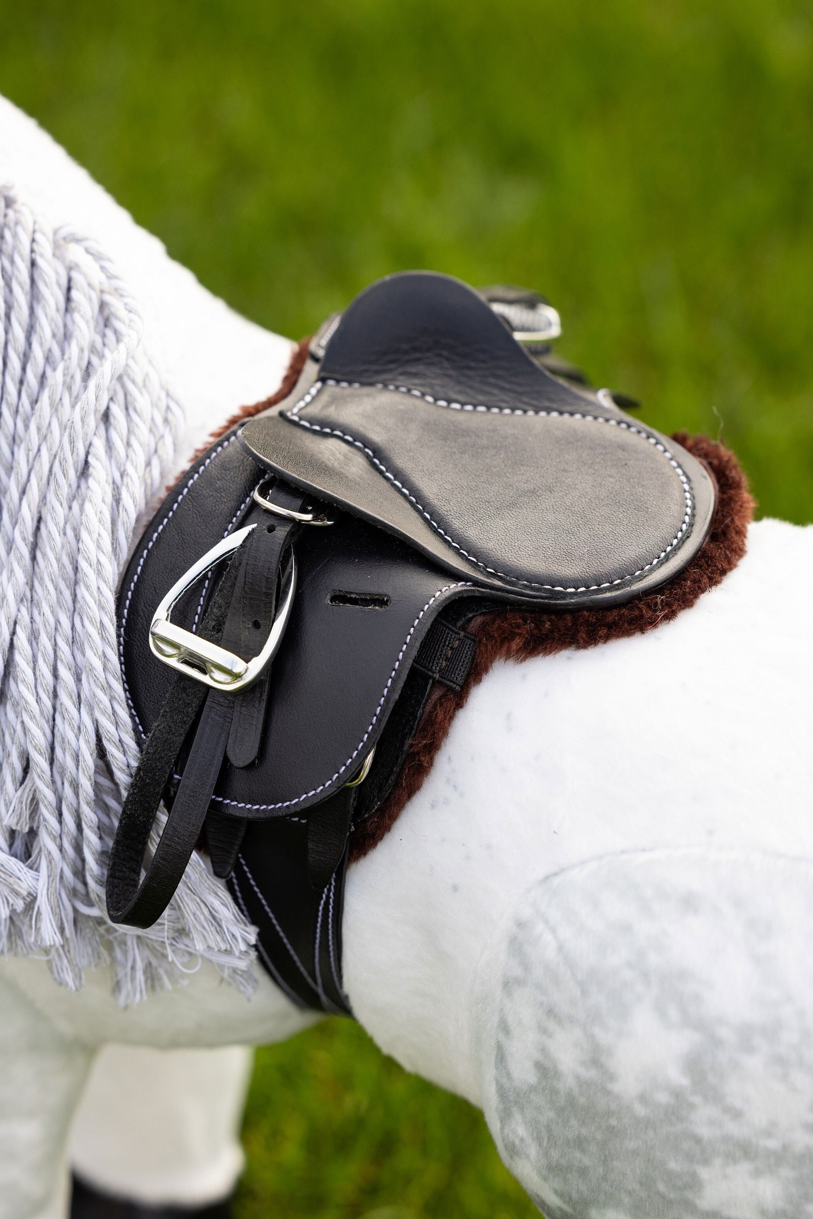 LeMieux Toy Pony dressyrschabrak show