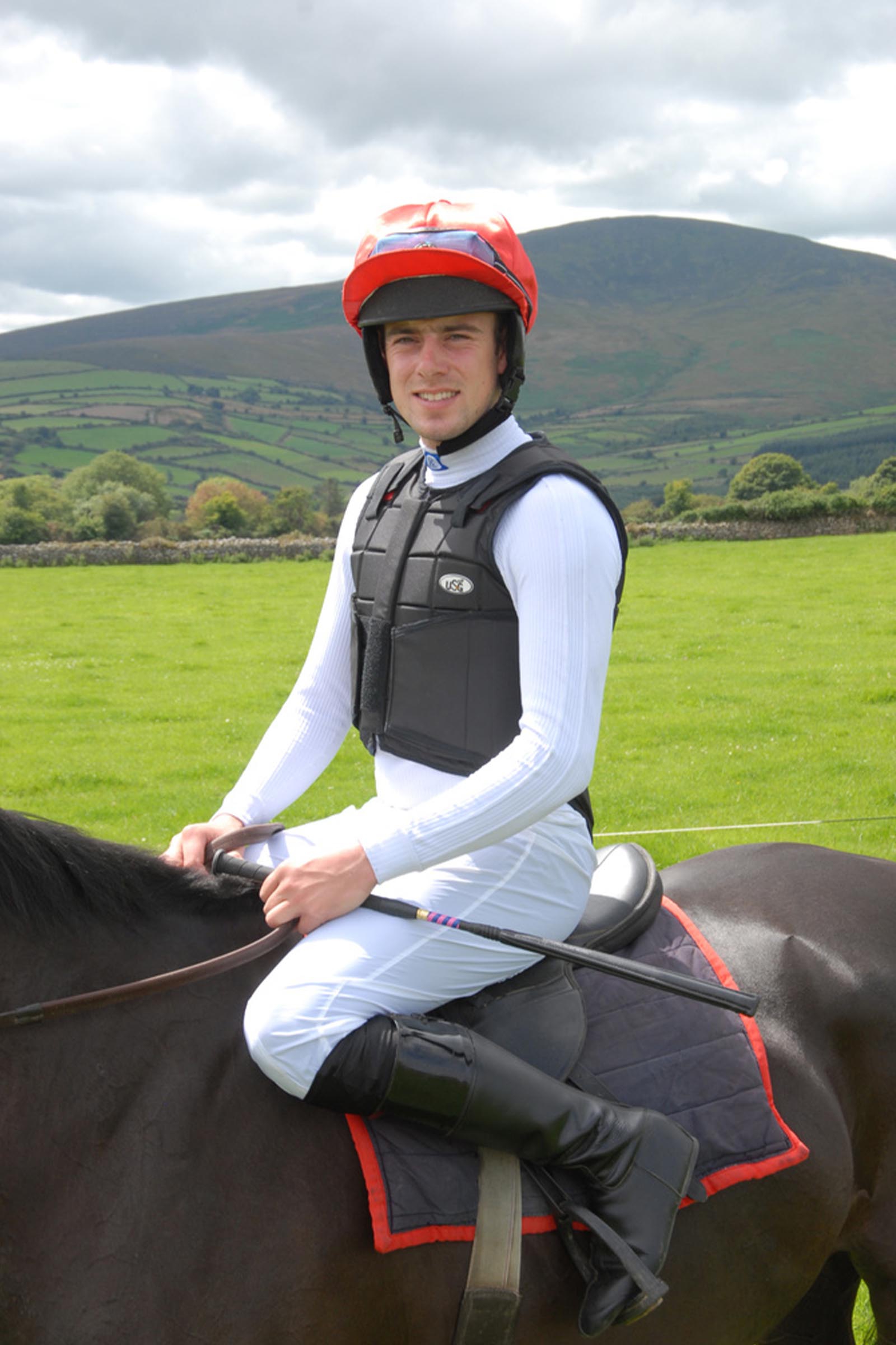 USG f&auml;ltt&auml;vlans-/jockeypiska, 68 cm