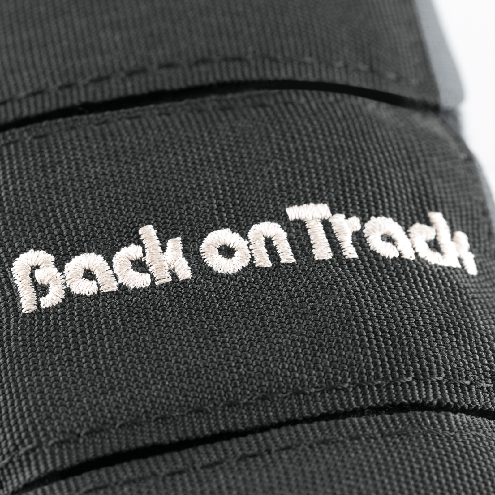 Back on Track tr&auml;ningsbenskydd, fram