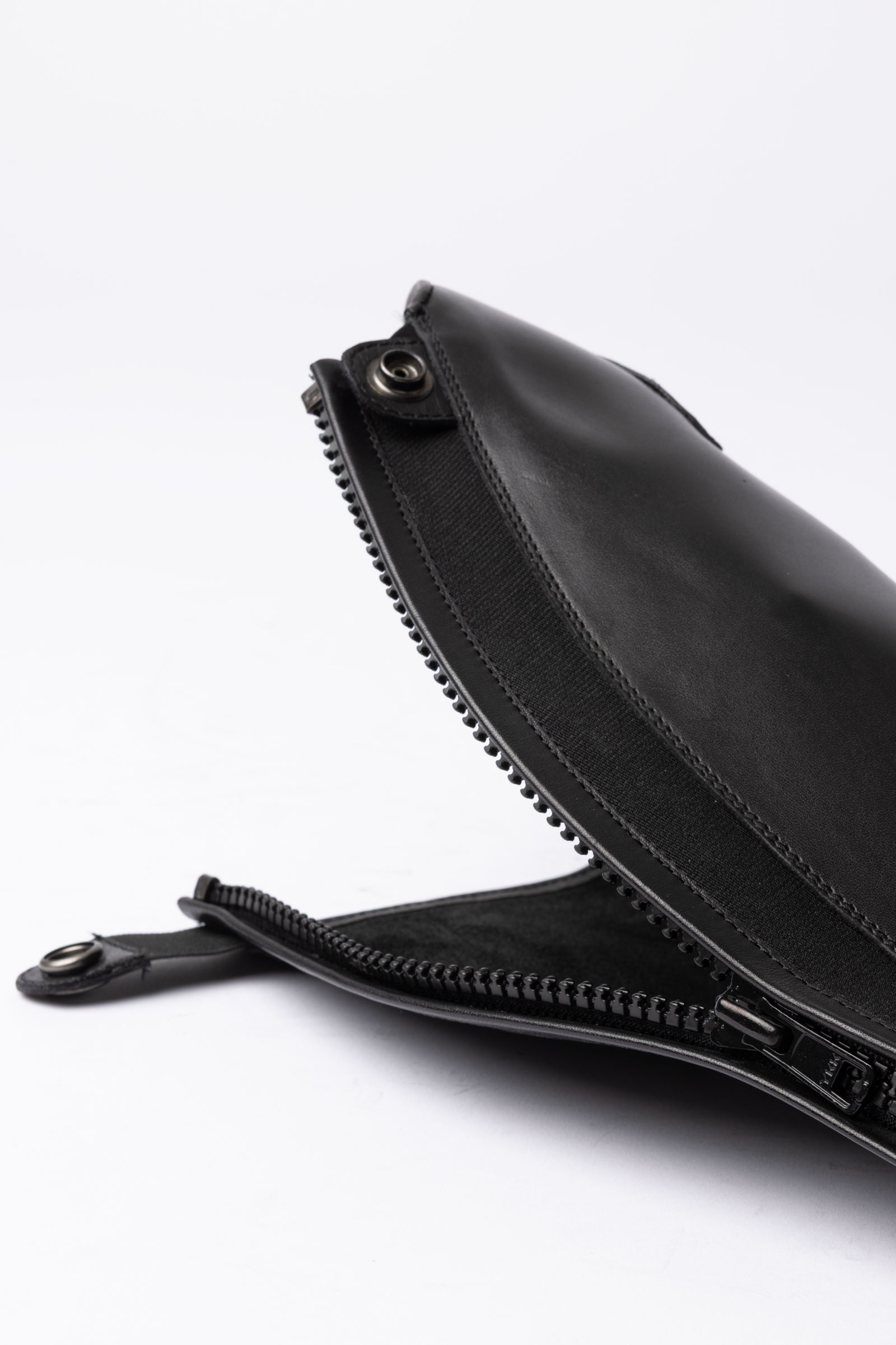 B Vertigo Eleganta Halva chaps i L&auml;der