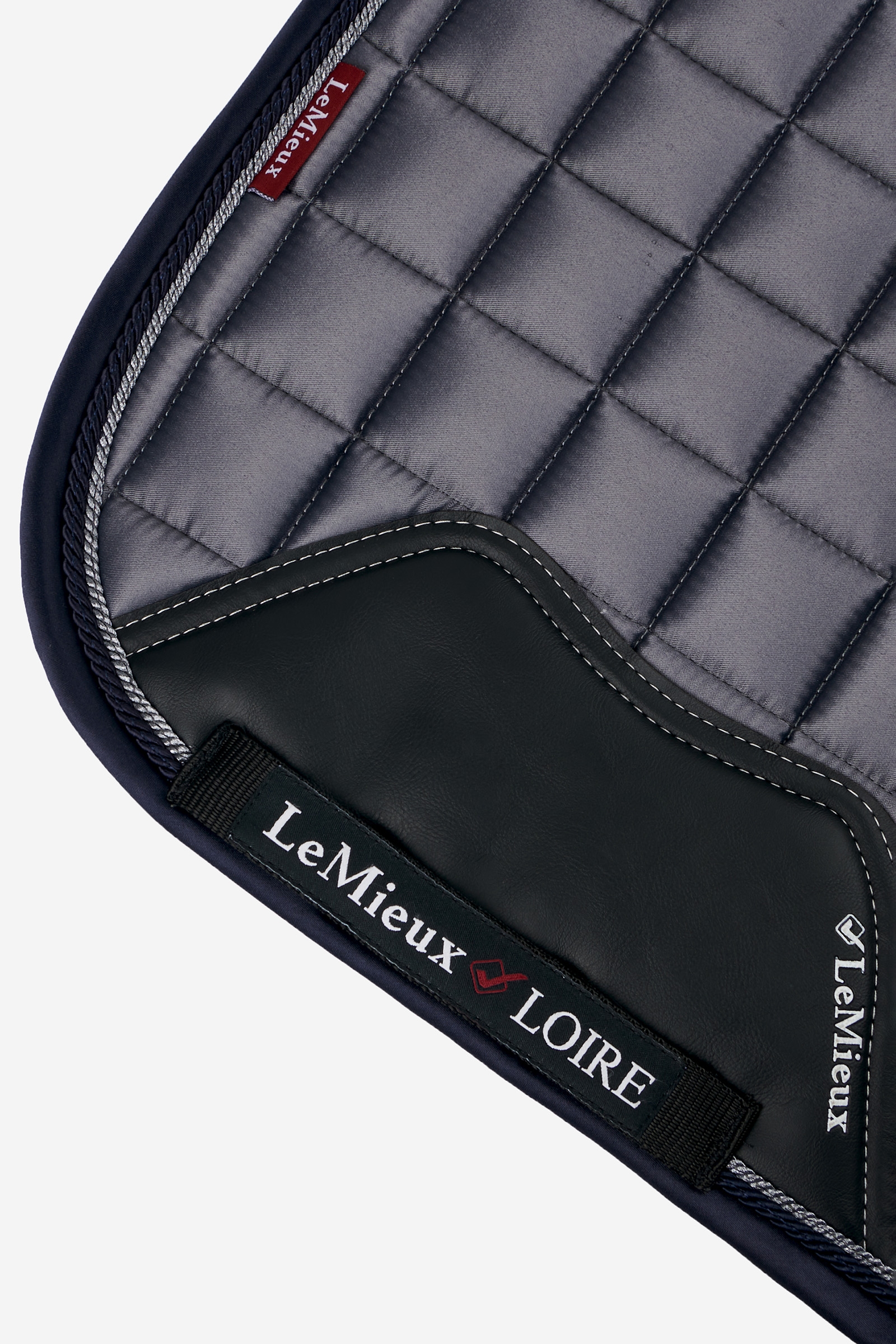 LeMieux Twilight Loire Classic Satin Close Contact hoppschabrak