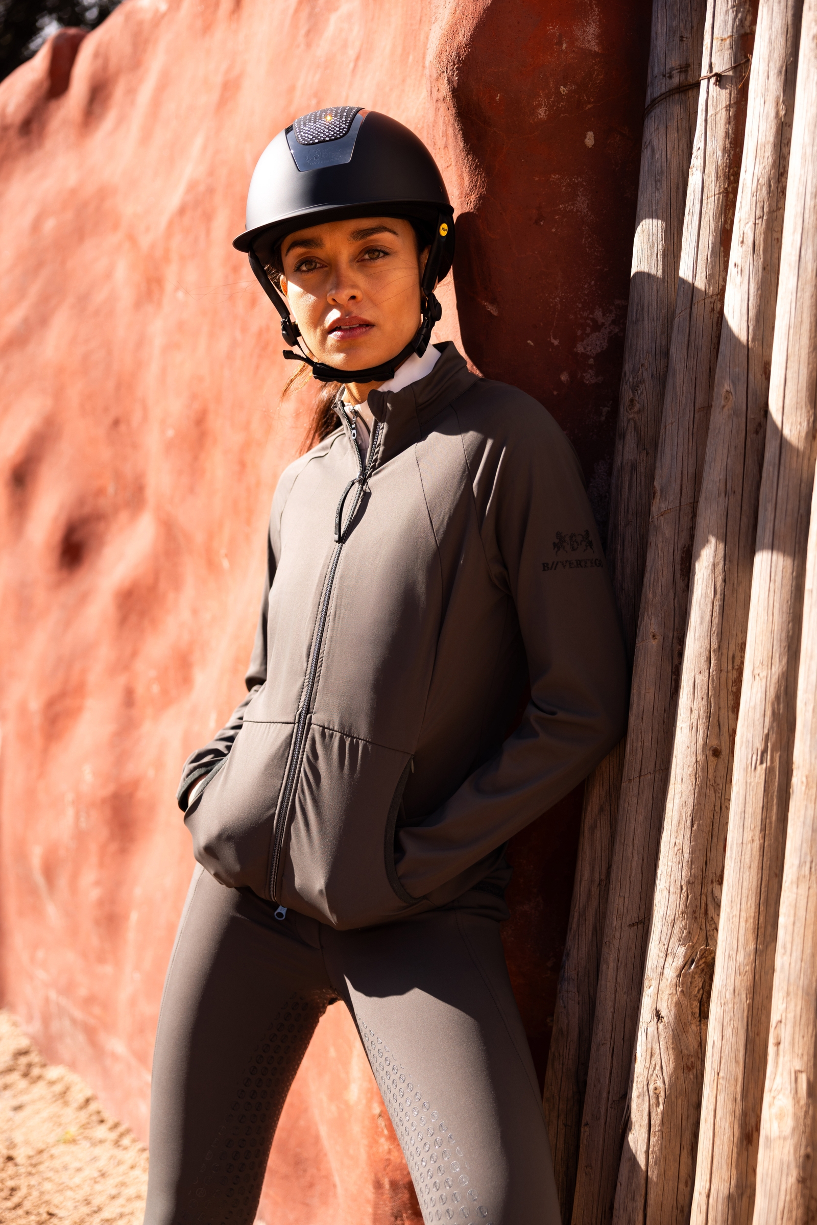 B Vertigo Evelina dam funktionell mellanlagerjacka  