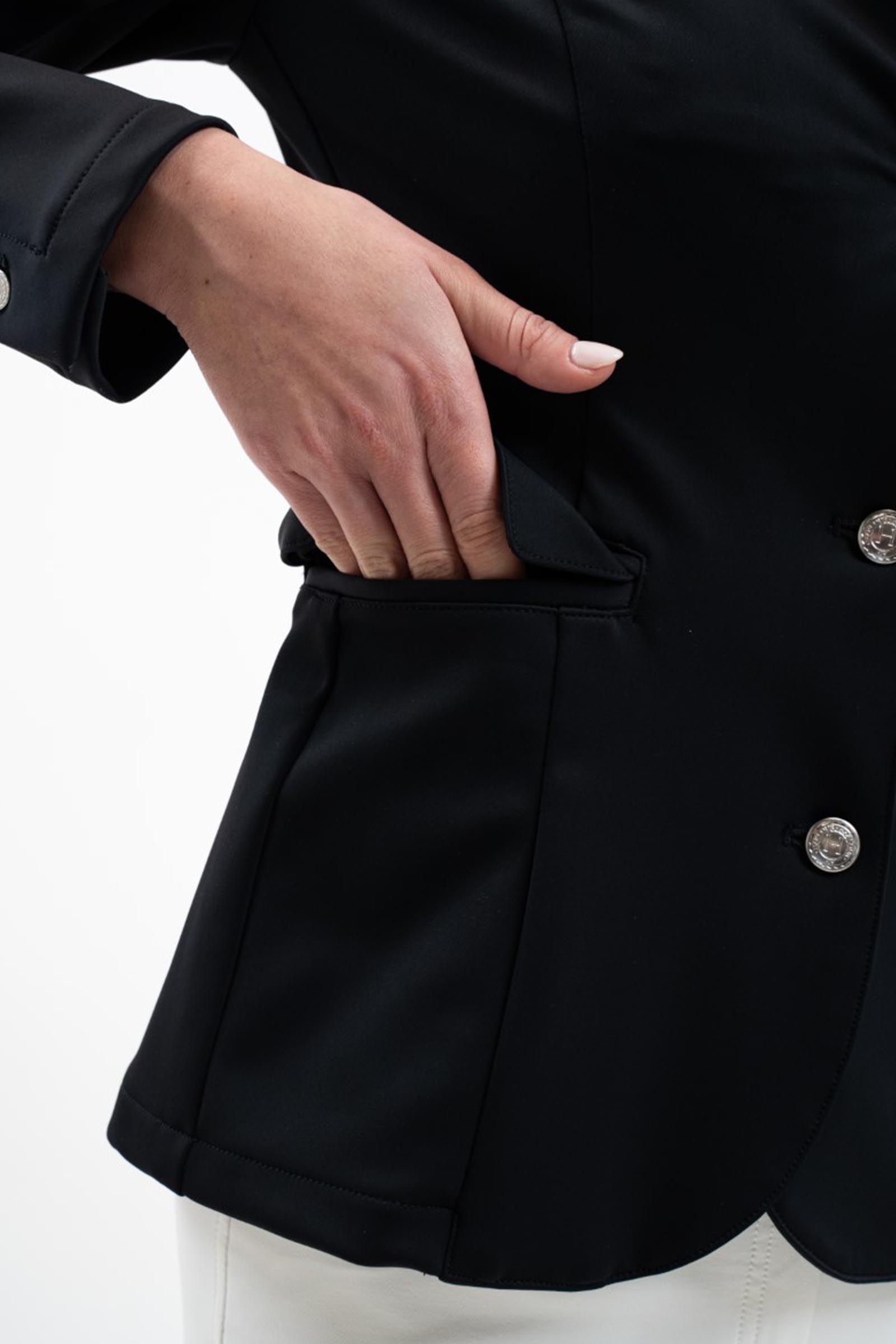 Harcour Jismy dam t&auml;vlingskavaj