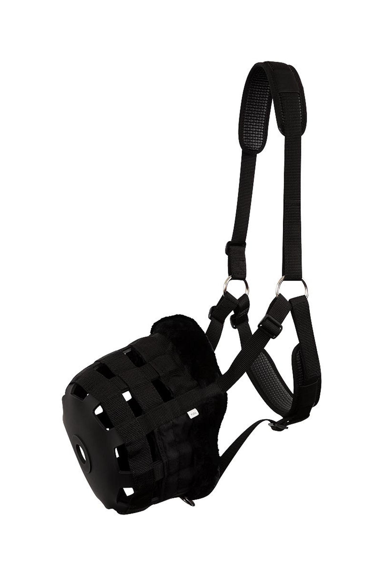 BR betesmask med foder i syntetp&auml;ls