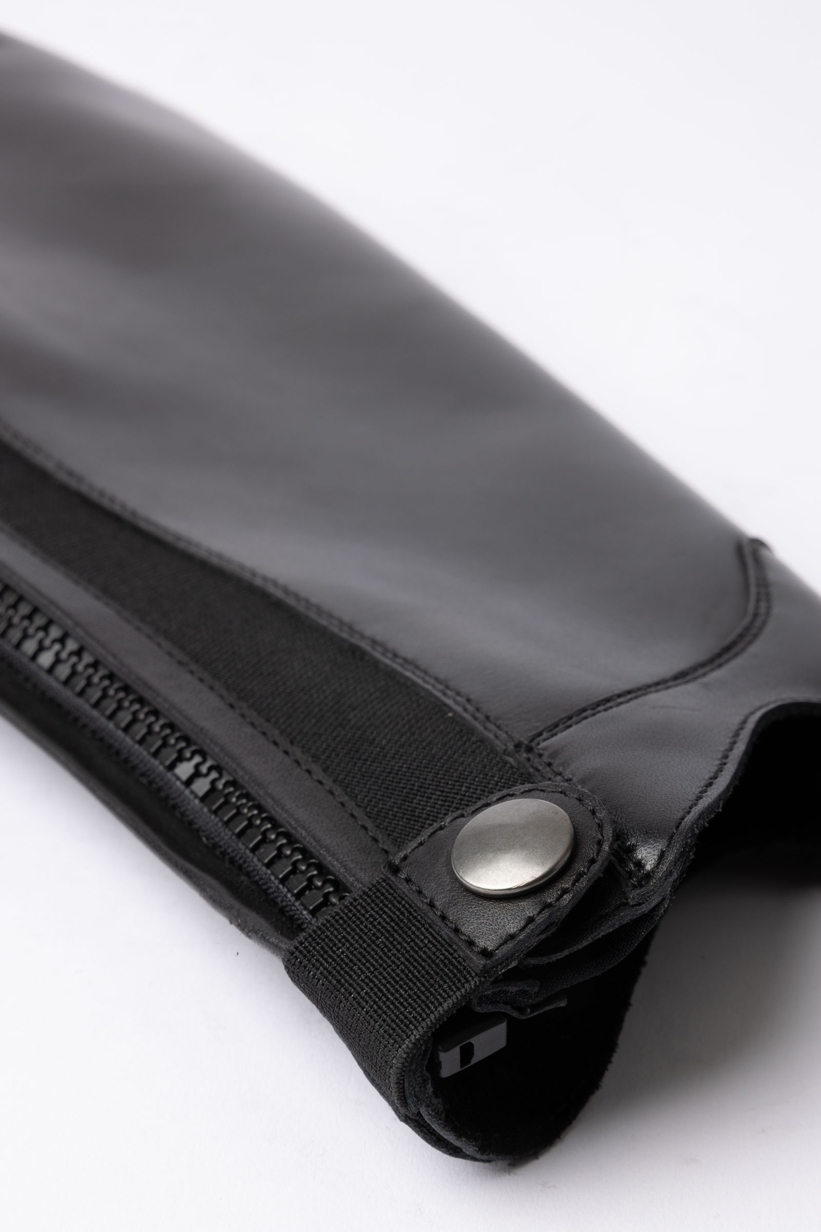 B Vertigo Eleganta Halva chaps i L&auml;der