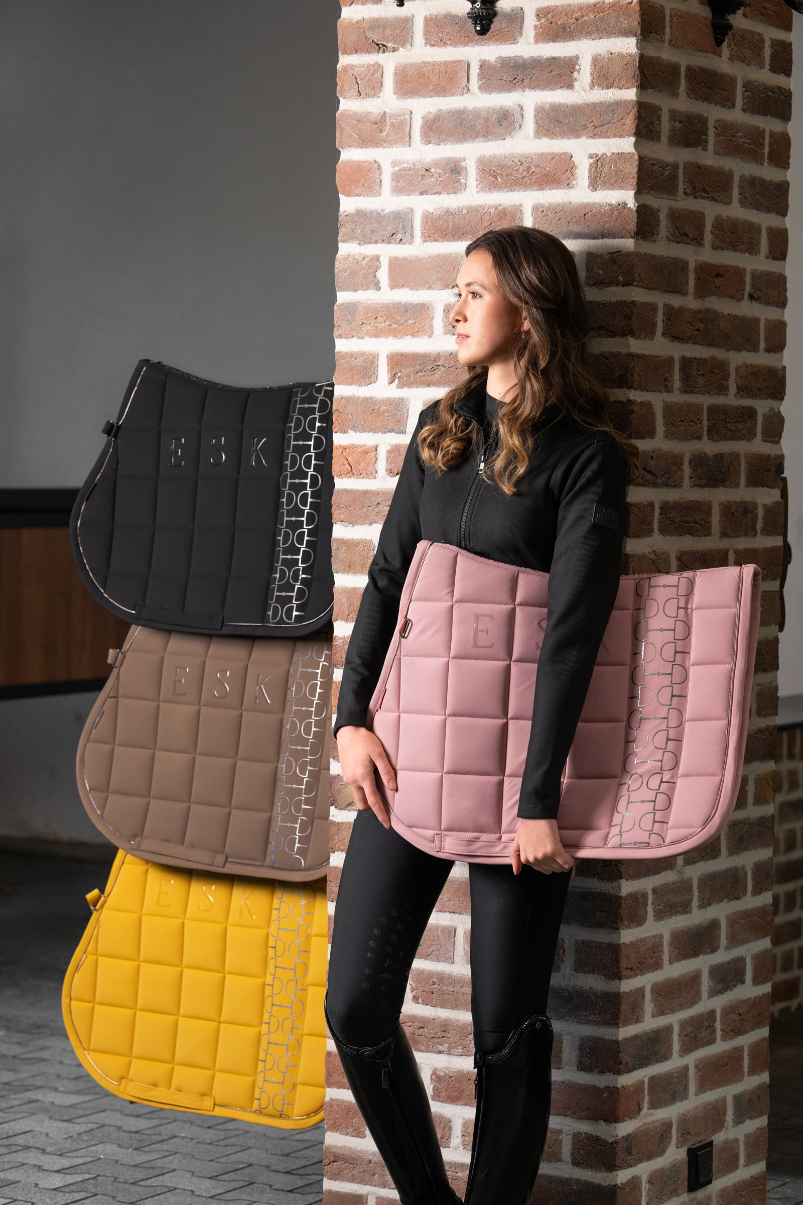 Eskadron Platinum 25 Big Square Softshell allroundschabrak