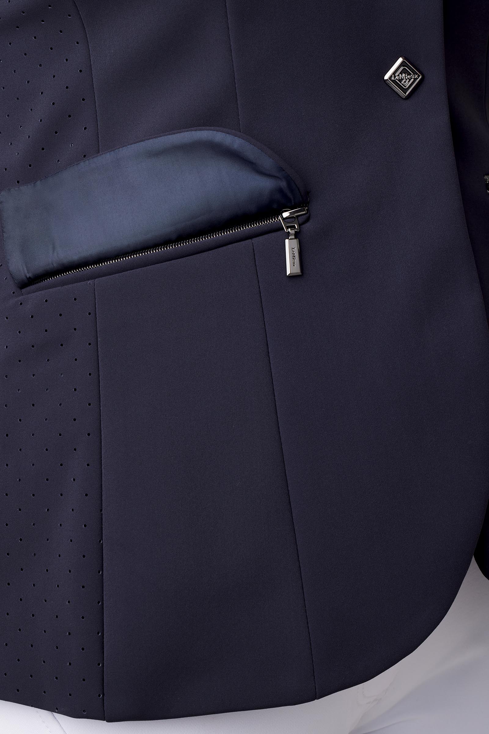 LeMieux Dynamiqu&eacute; t&auml;vlingskavaj dam