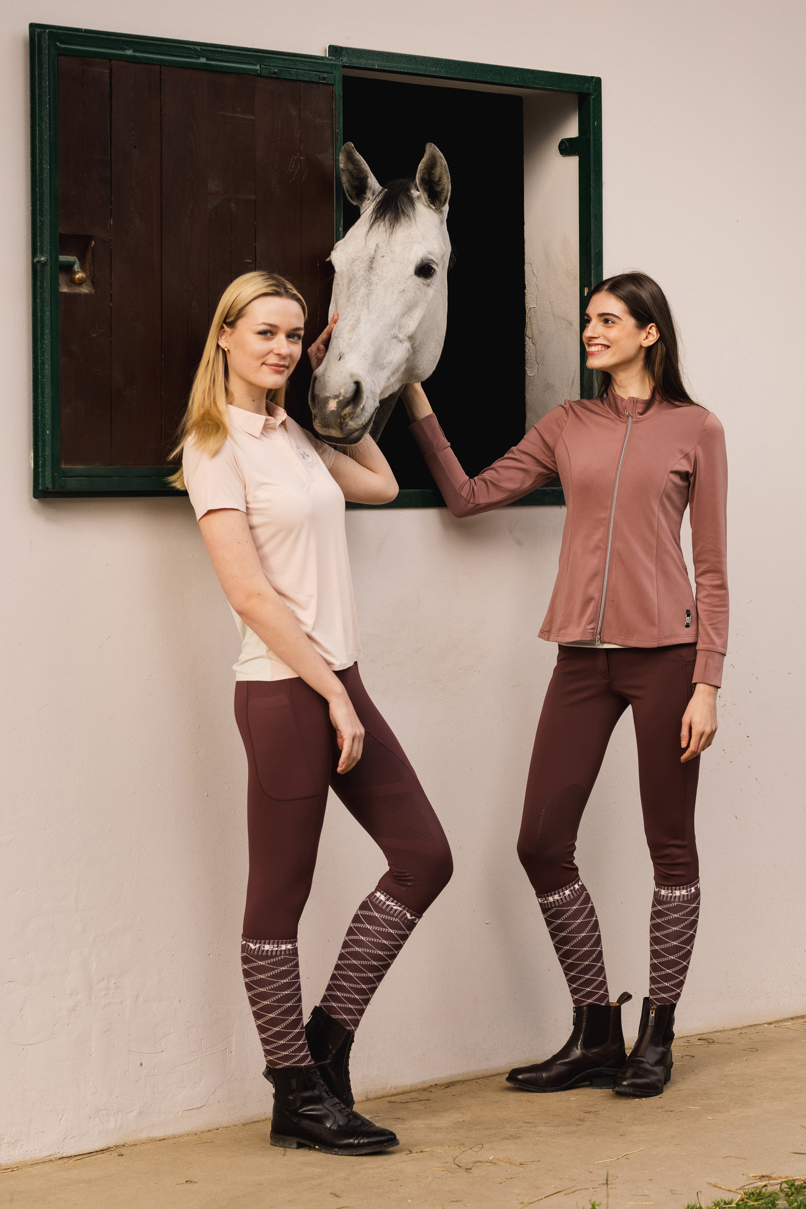 B Vertigo Sarah tr&auml;ningsridjacka med veck, damstorlek