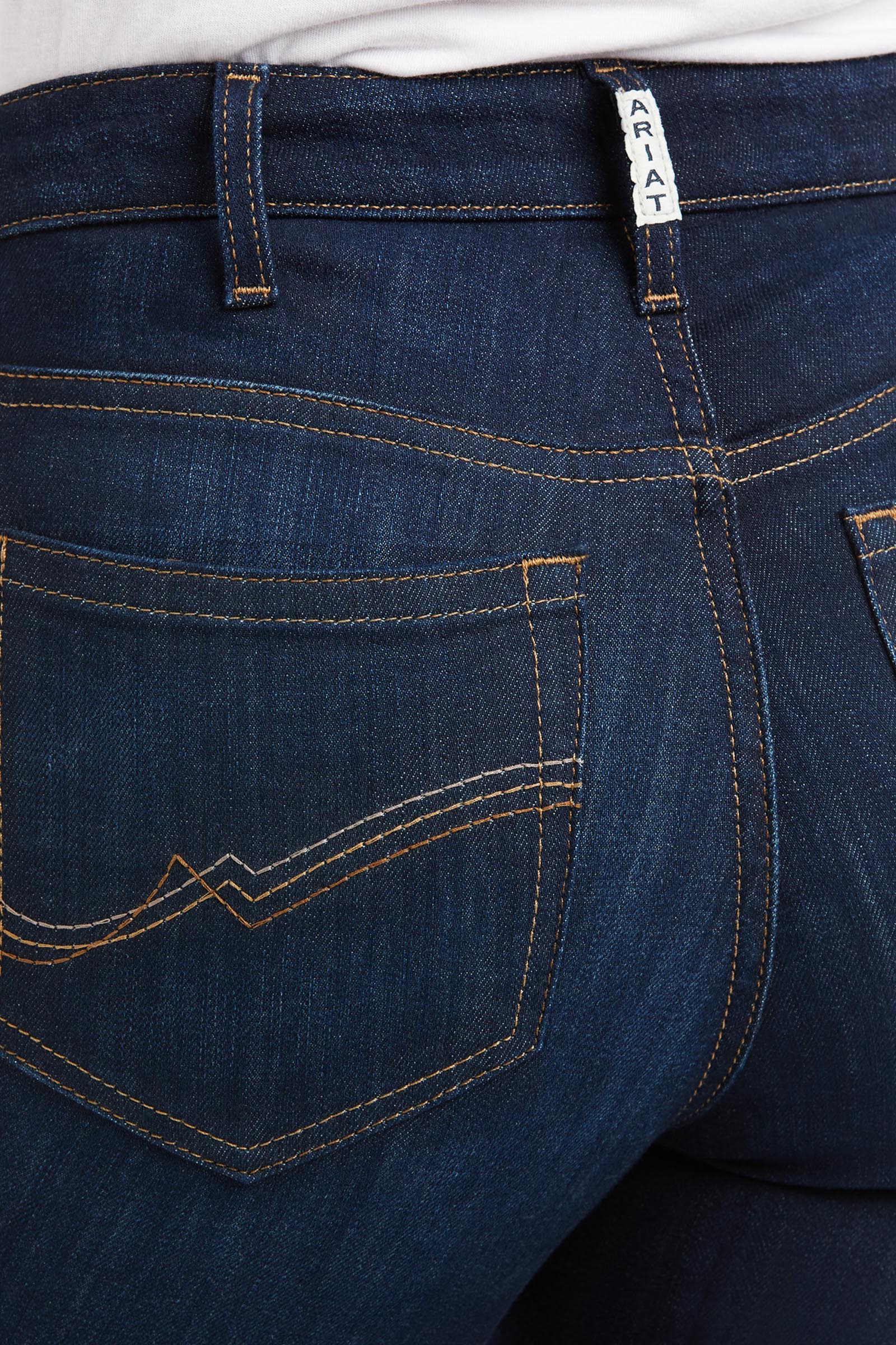 Ariat Real High Rise Ballary Boots Cut High-rise bootcut-jeans f&ouml;r dam