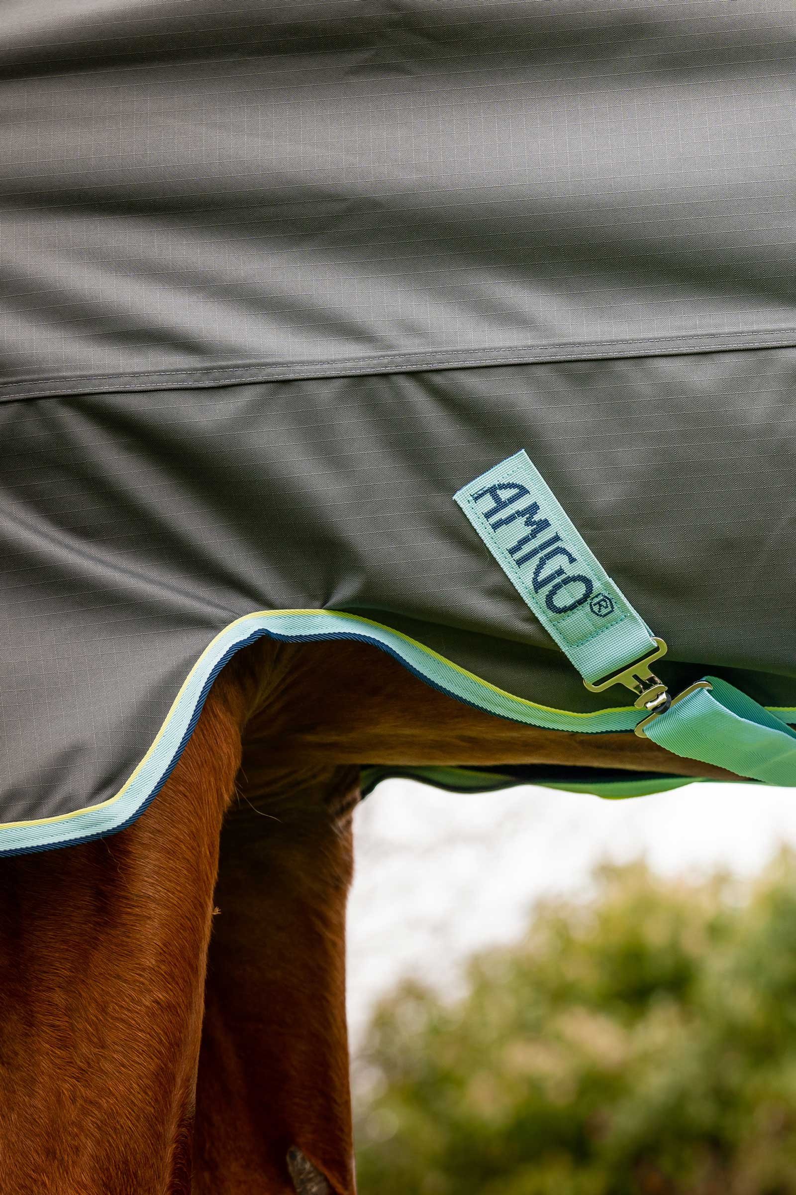 Horseware Amigo Hero Ripstop Plus utet&auml;cke med avtagbar hals, 200g