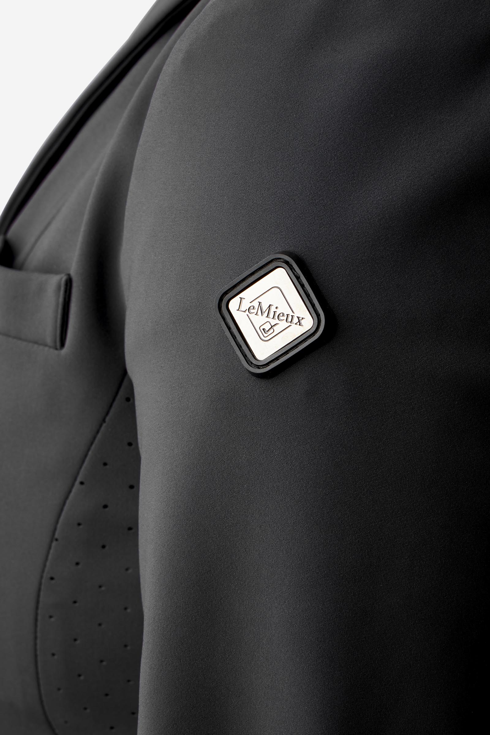 LeMieux Dynamiqu&eacute; t&auml;vlingskavaj dam