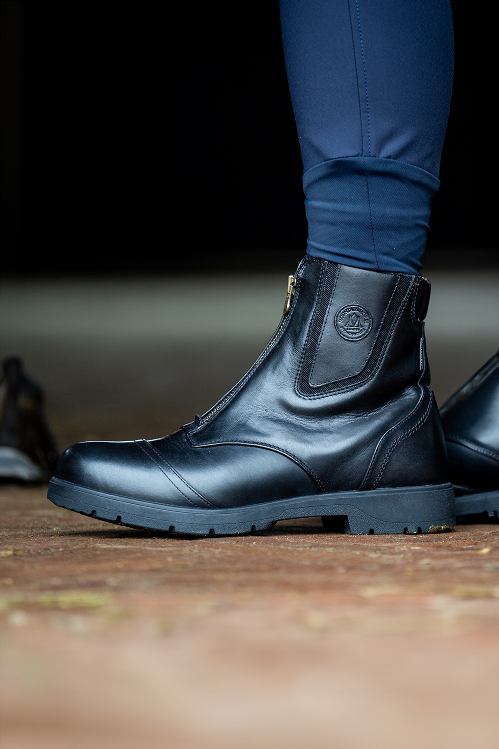 Mountain Horse Wild River stallskor med dragkedja