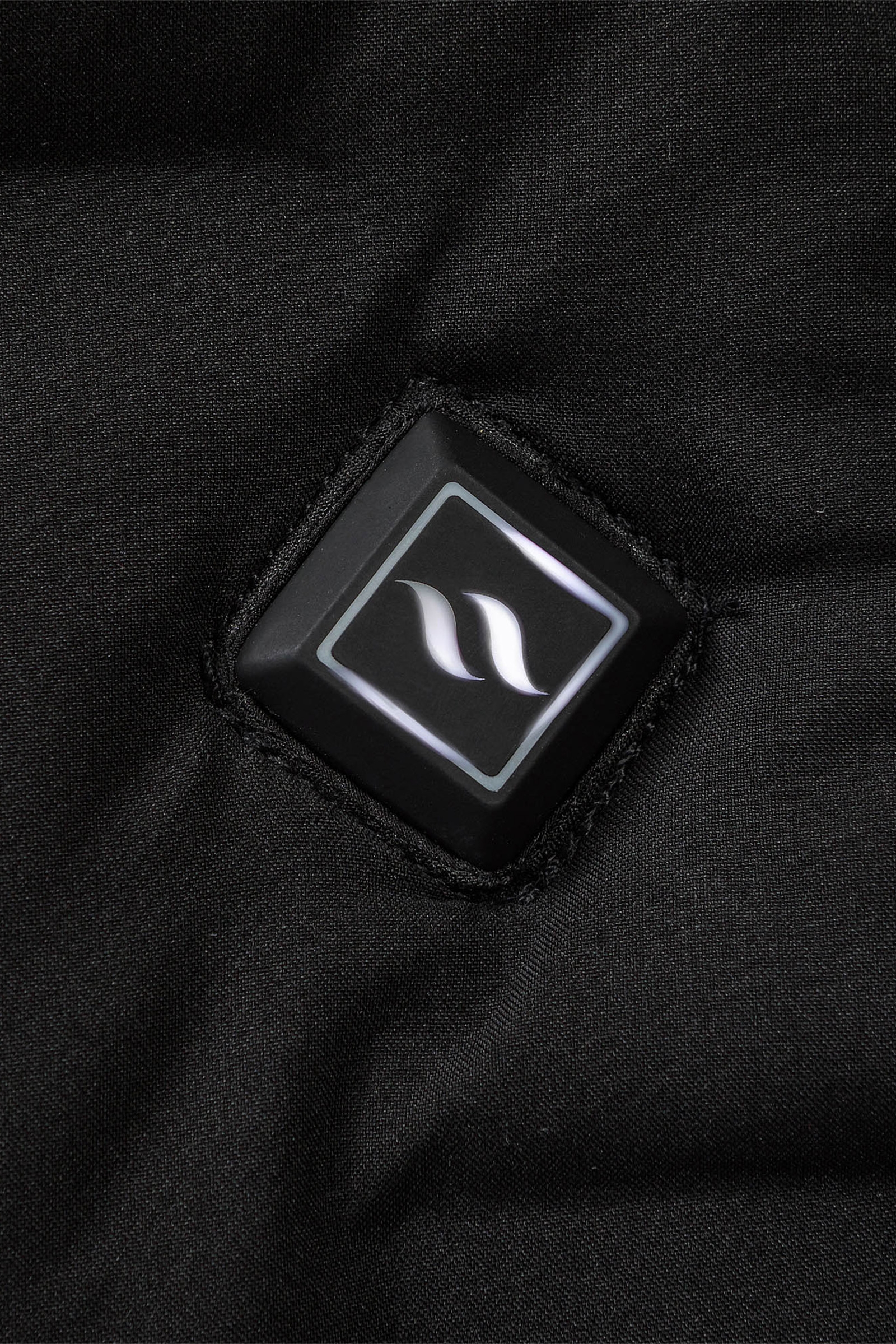 Back on Track Katla Pufferväst Med Värme