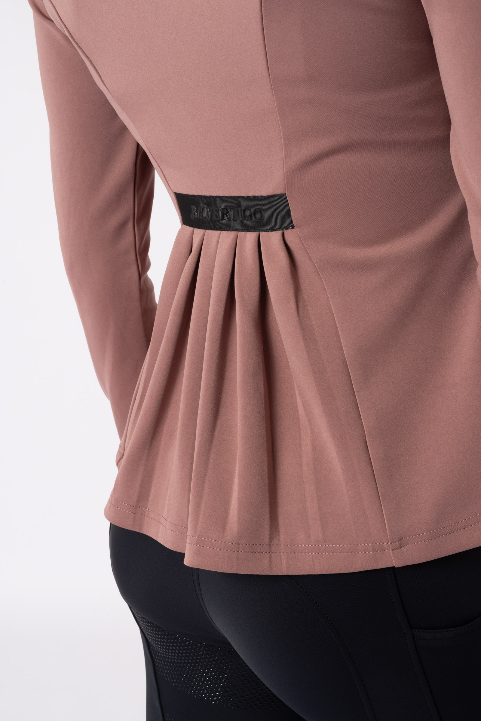 B Vertigo Sarah tr&auml;ningsridjacka med veck, damstorlek