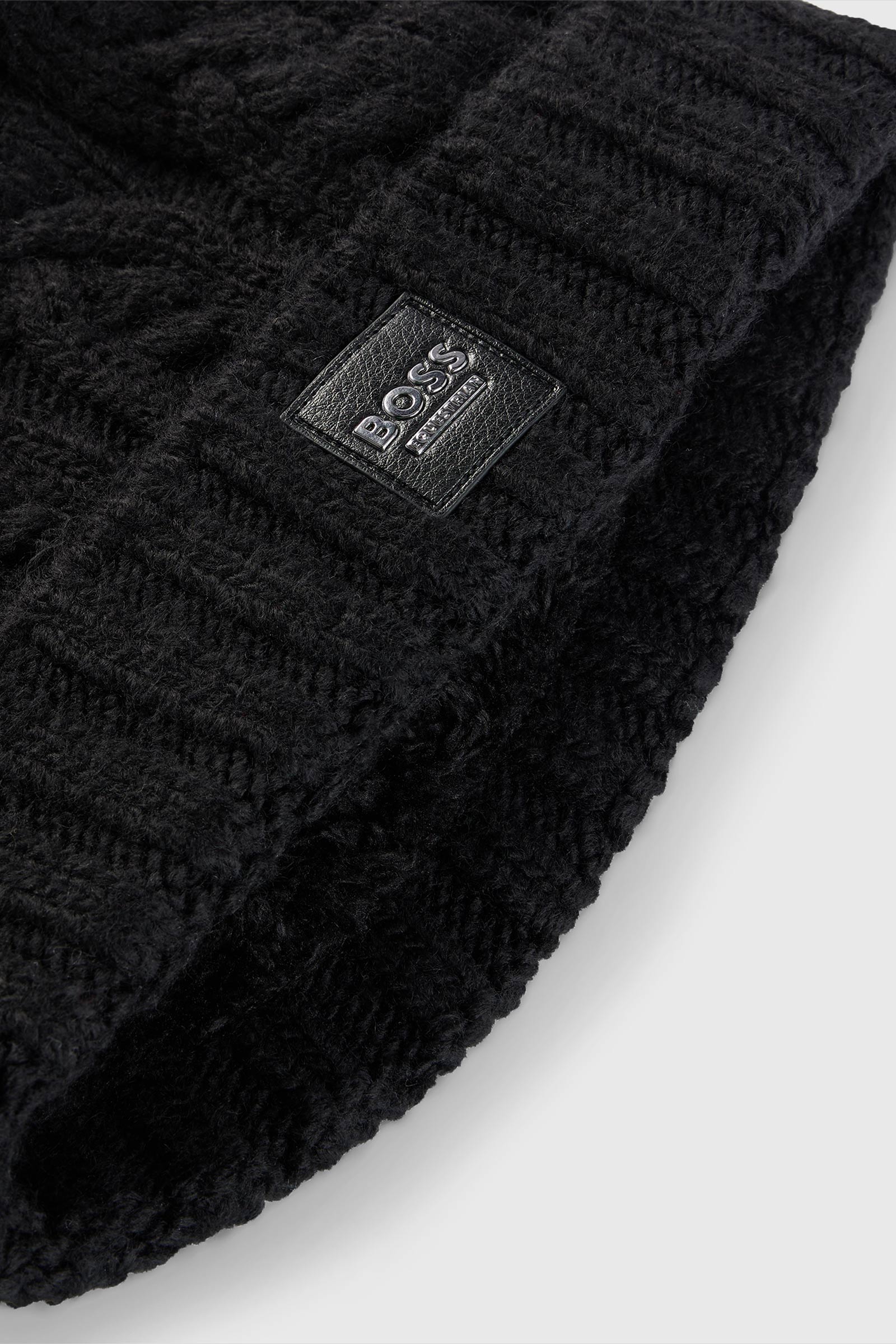 Boss m&ouml;ssa med tofs