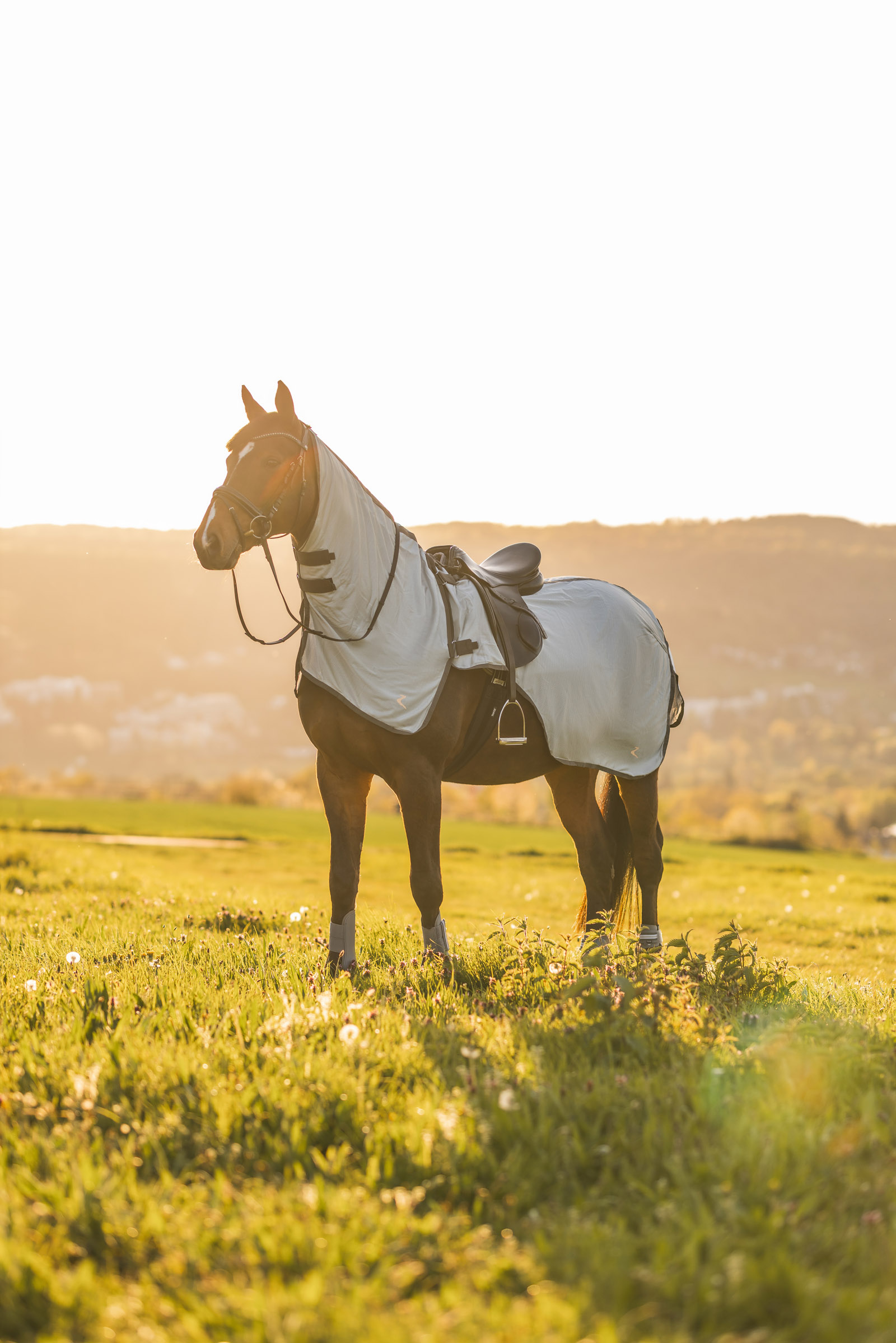 Horze Eira UV ridflugt&auml;cke med avtagbar halsdel