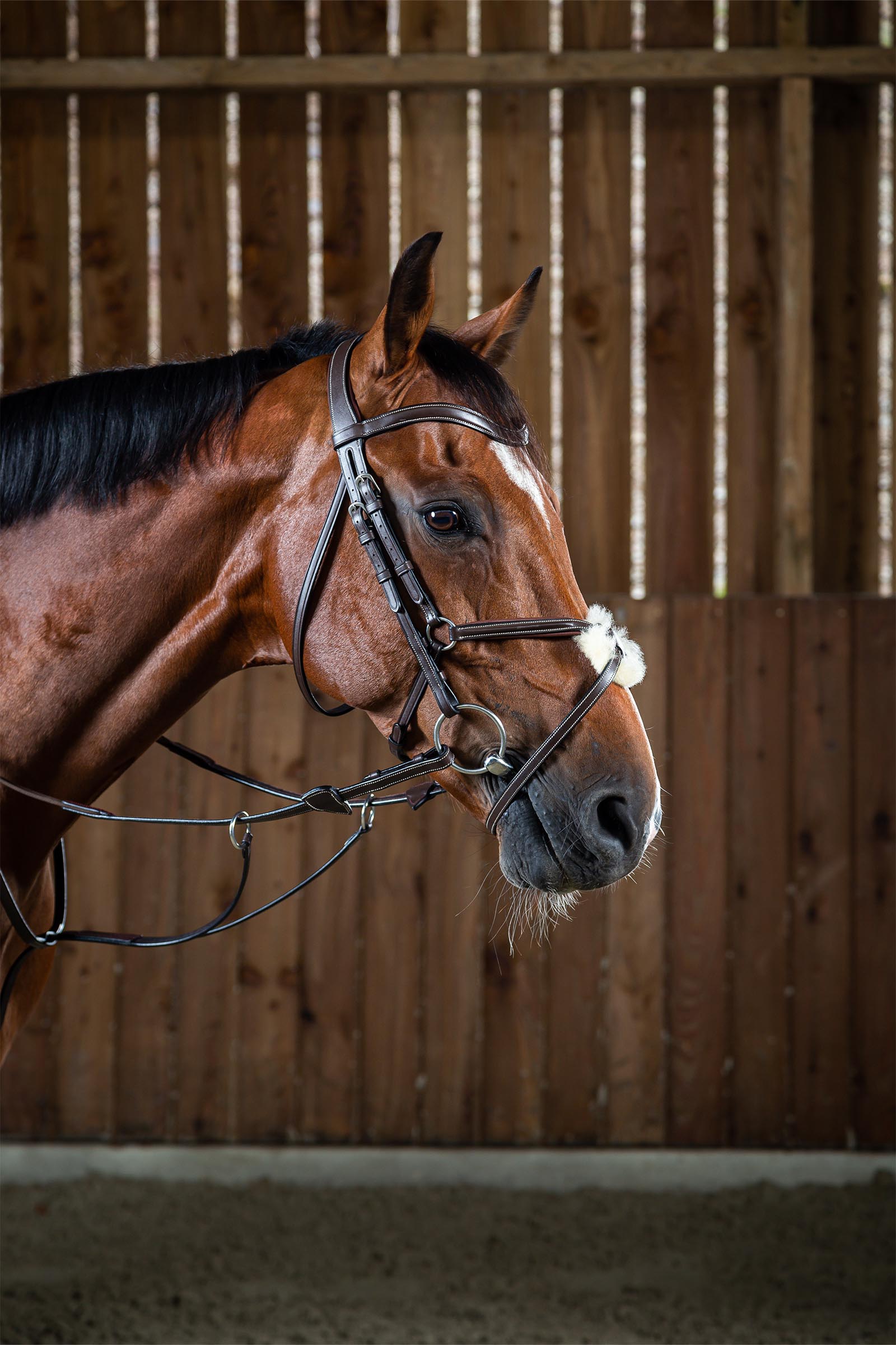 Dy'on Working tr&auml;ns med mexikansk nosgrimma