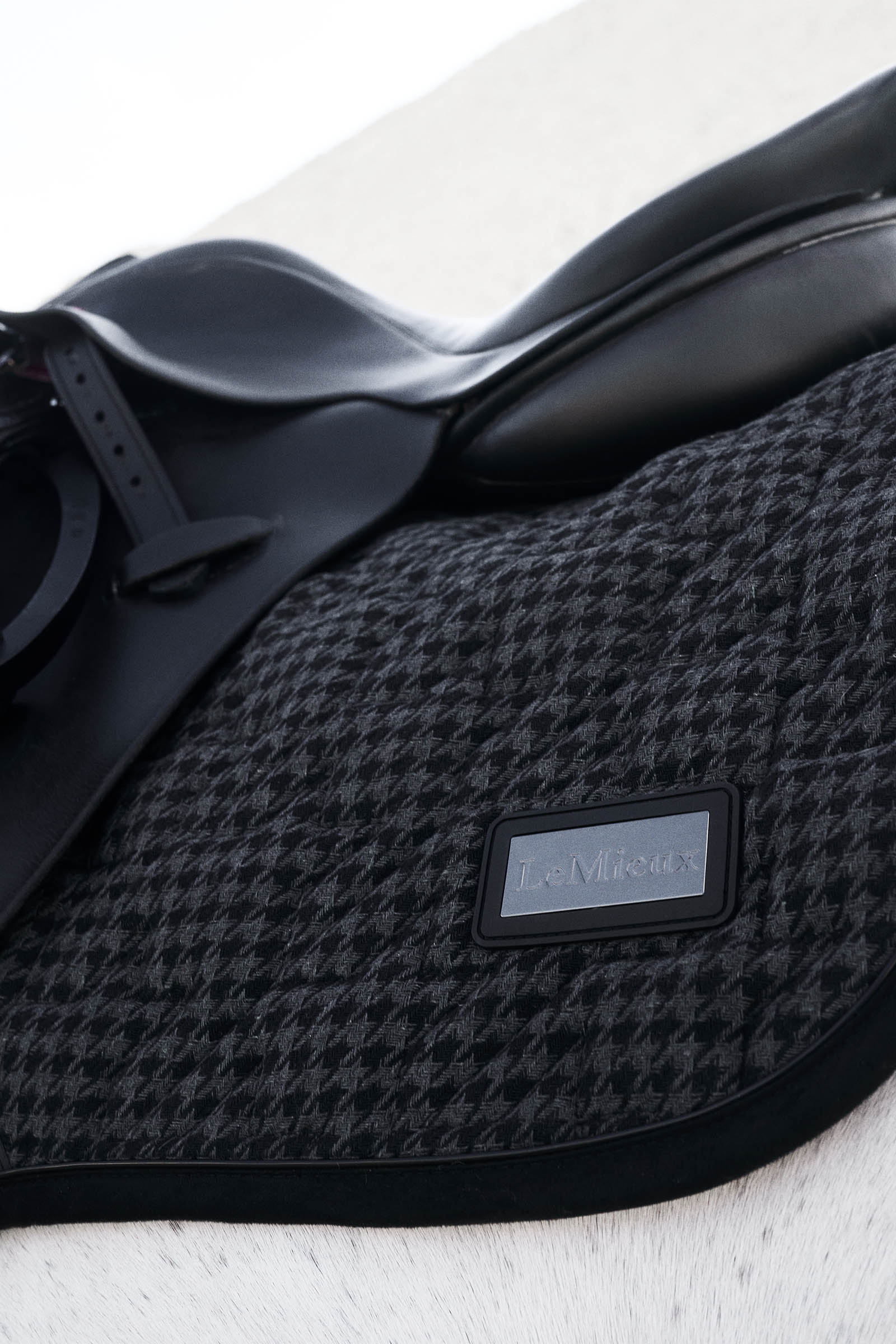 LeMieux Aspen Close Contact Sadelunderl&auml;gg