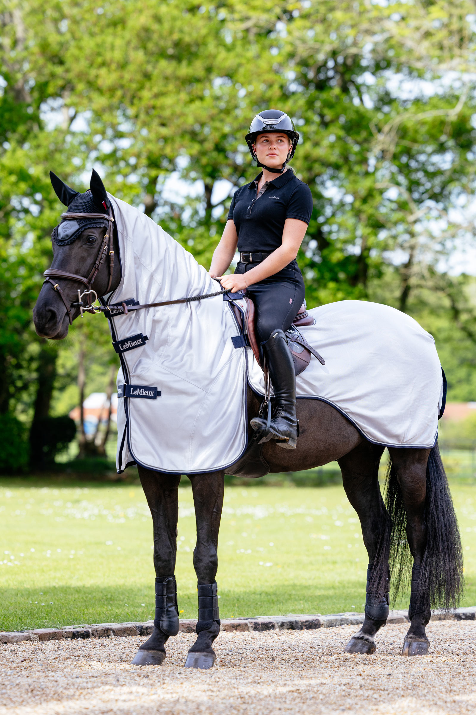 LeMieux Ride On ridflugt&auml;cke med avtagbar hals- och skulderdel