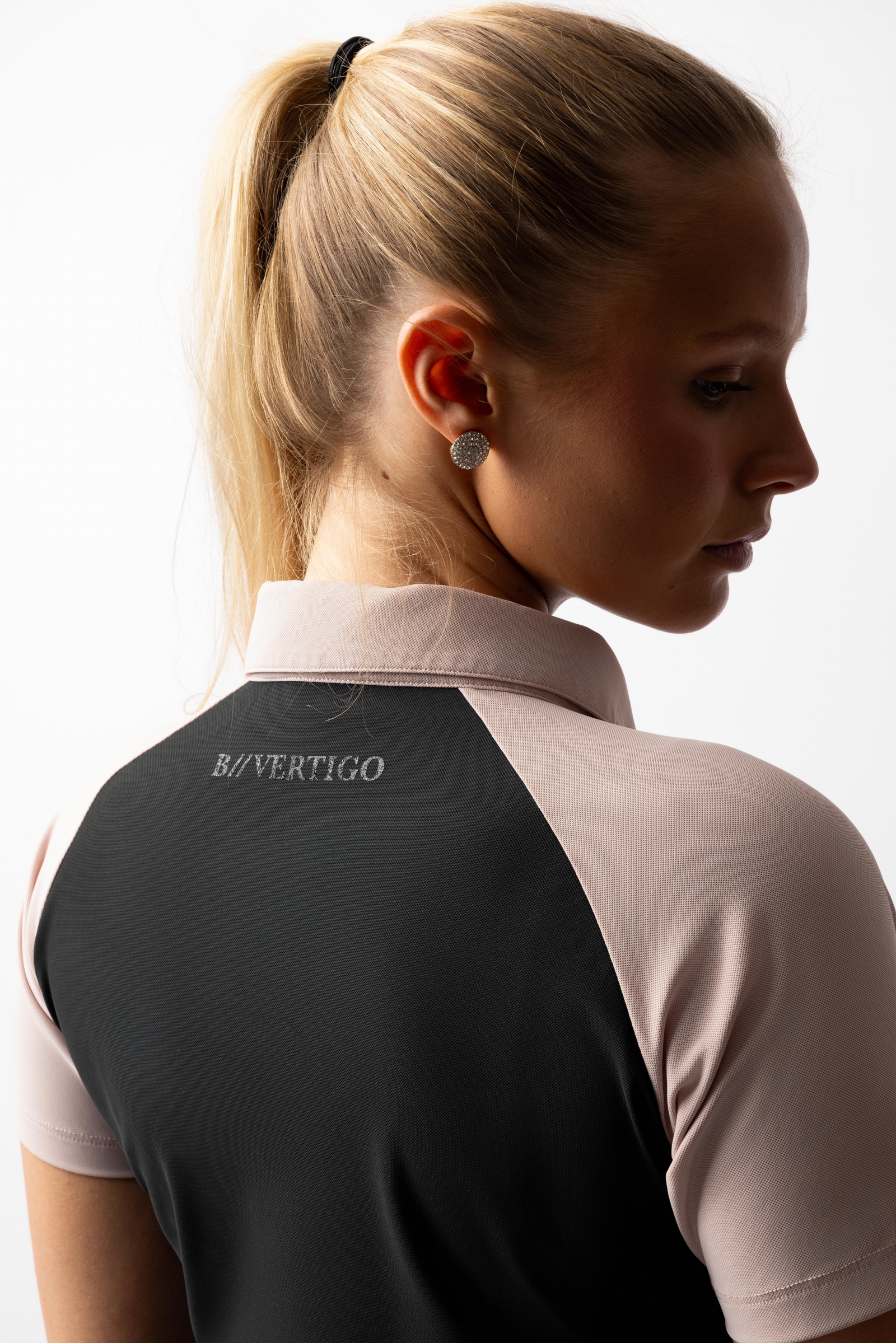 B Vertigo Giselle dam tv&aring;f&auml;rgad pik&eacute;tr&ouml;ja  