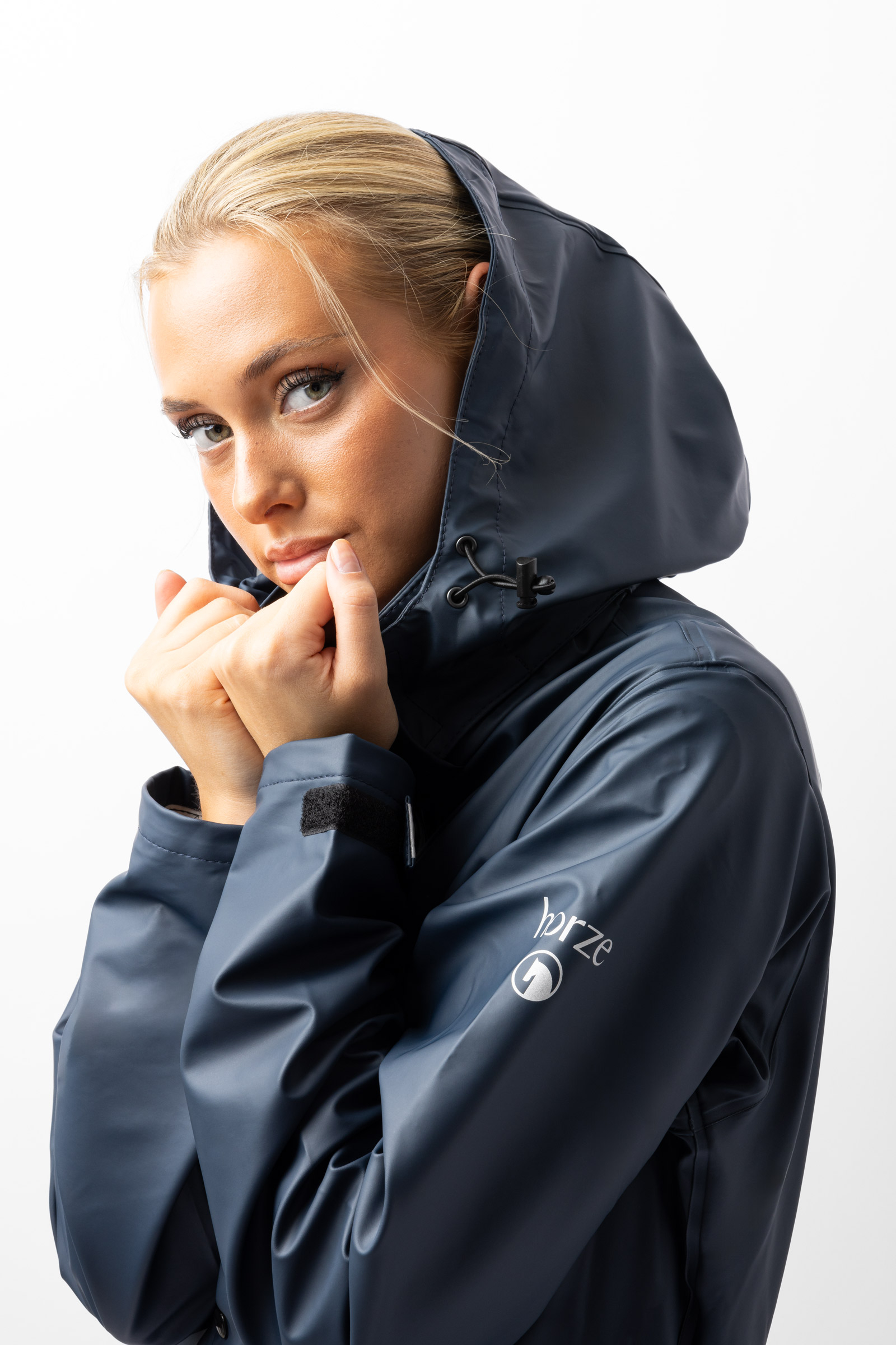 Horze Hazel lång damregnjacka med slitsar