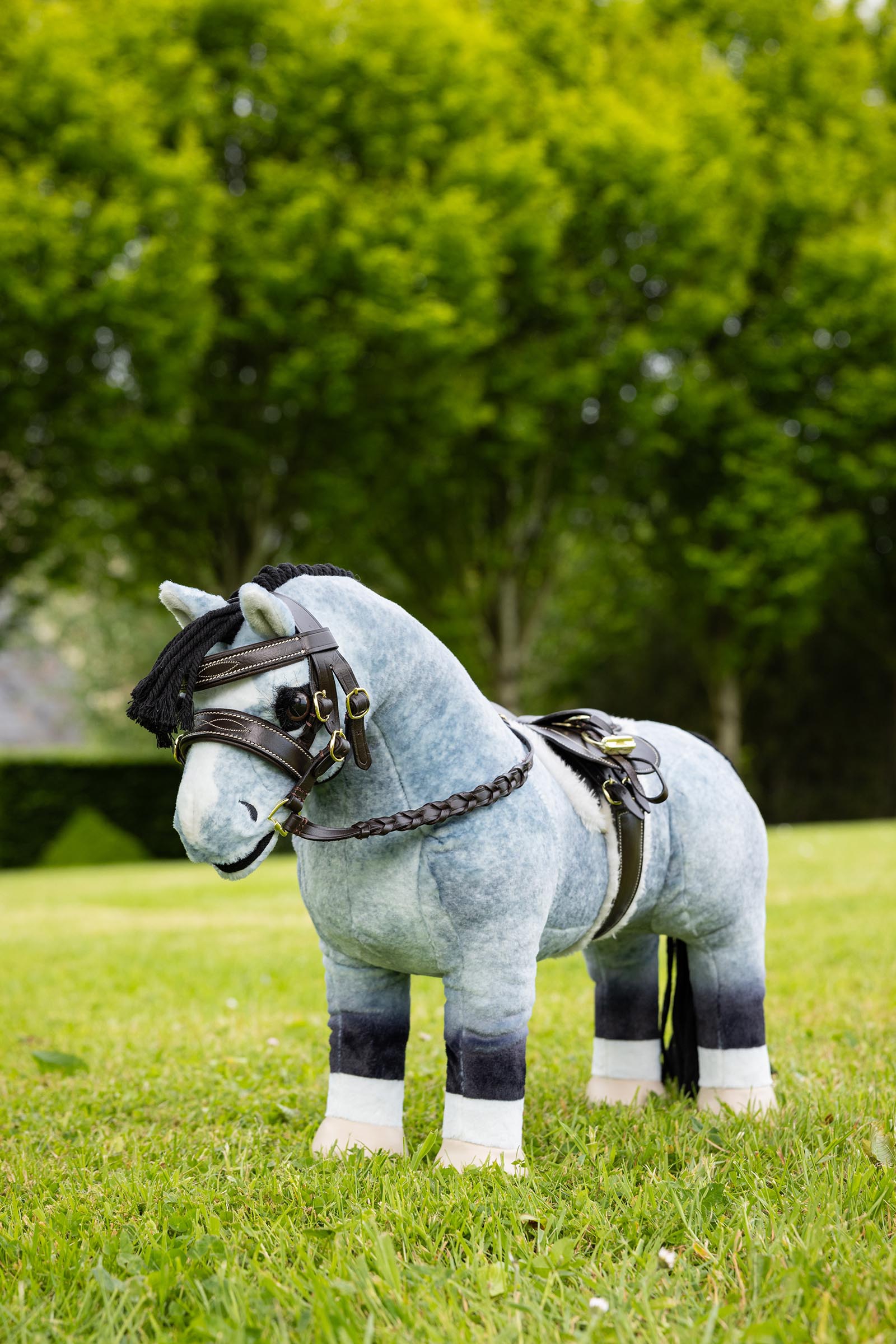 LeMieux Hunter hoppschabrak och gjord f&ouml;r leksaksponny