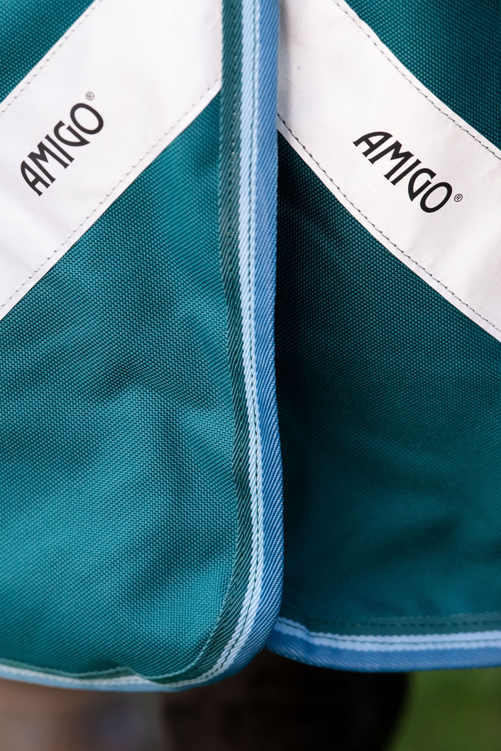 Horseware Amigo Bravo 12 Plus utet&auml;cke med avtagbar hals, 400g