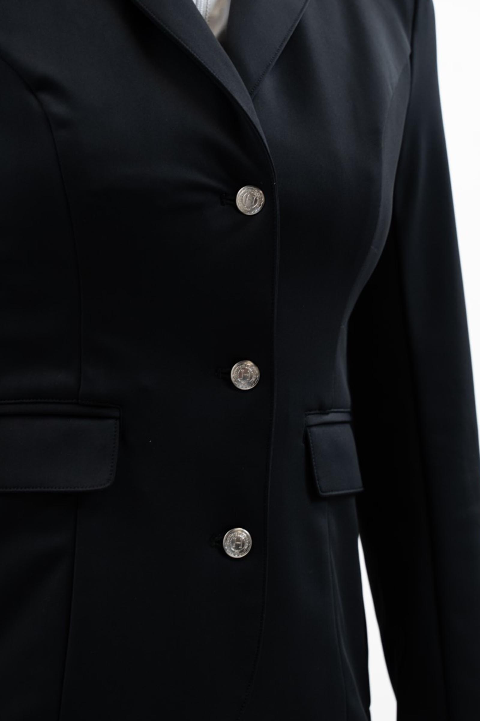 Harcour Jismy dam t&auml;vlingskavaj