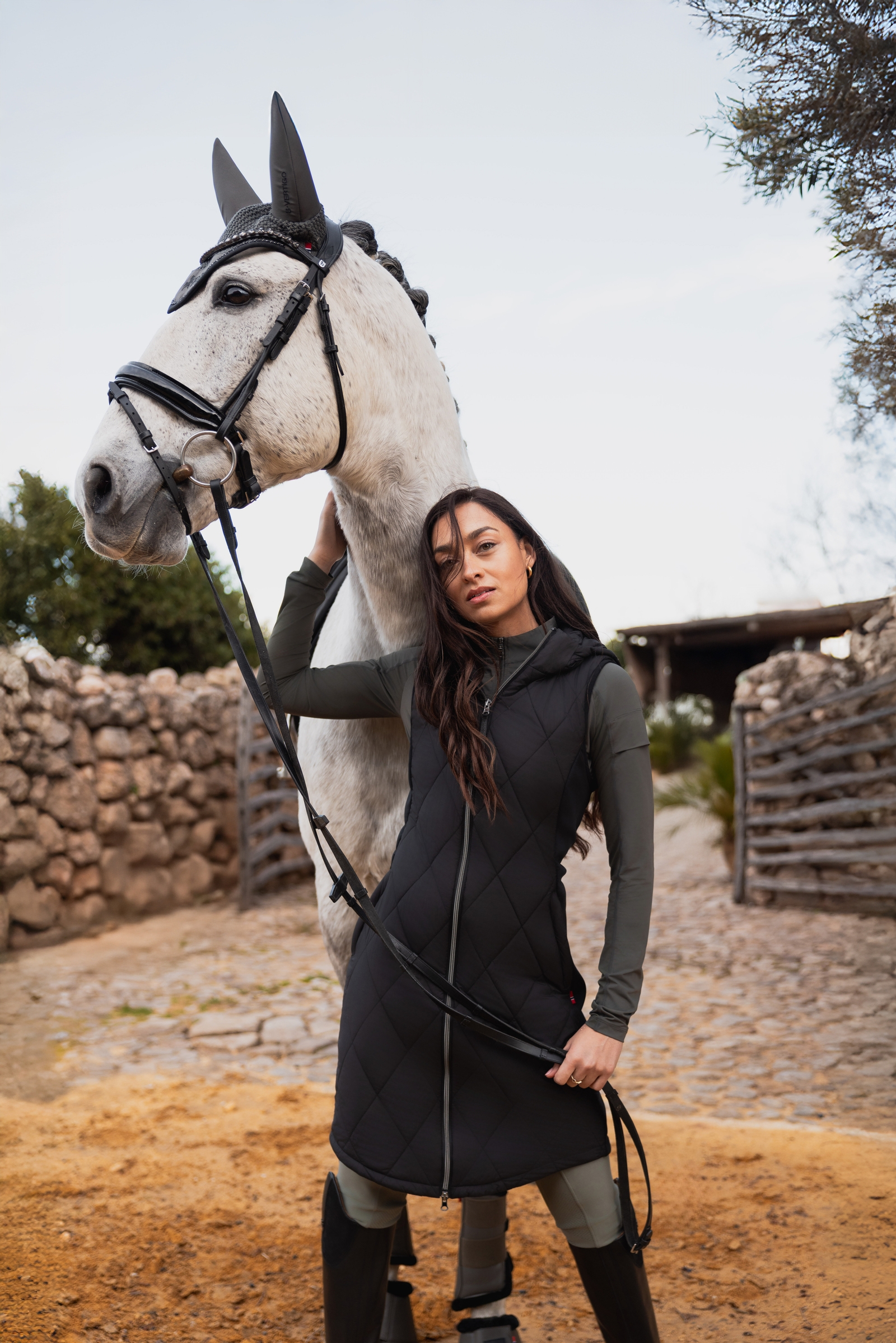 B Vertigo Agnetha l&aring;ng vadderad v&auml;st f&ouml;r dam  